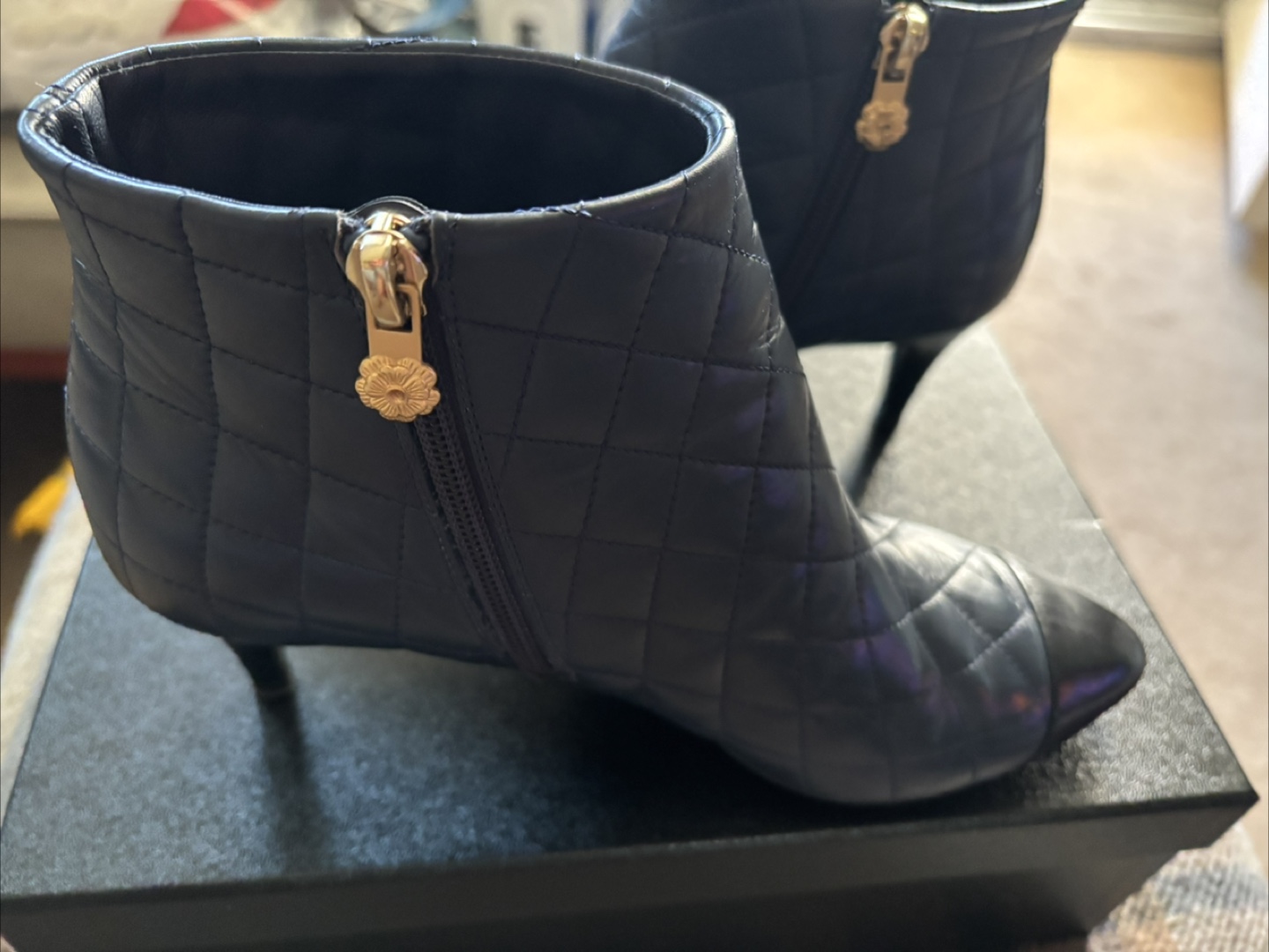 Authentic Chanel Quilted Leather Ankle Boots navy blue - photo 2