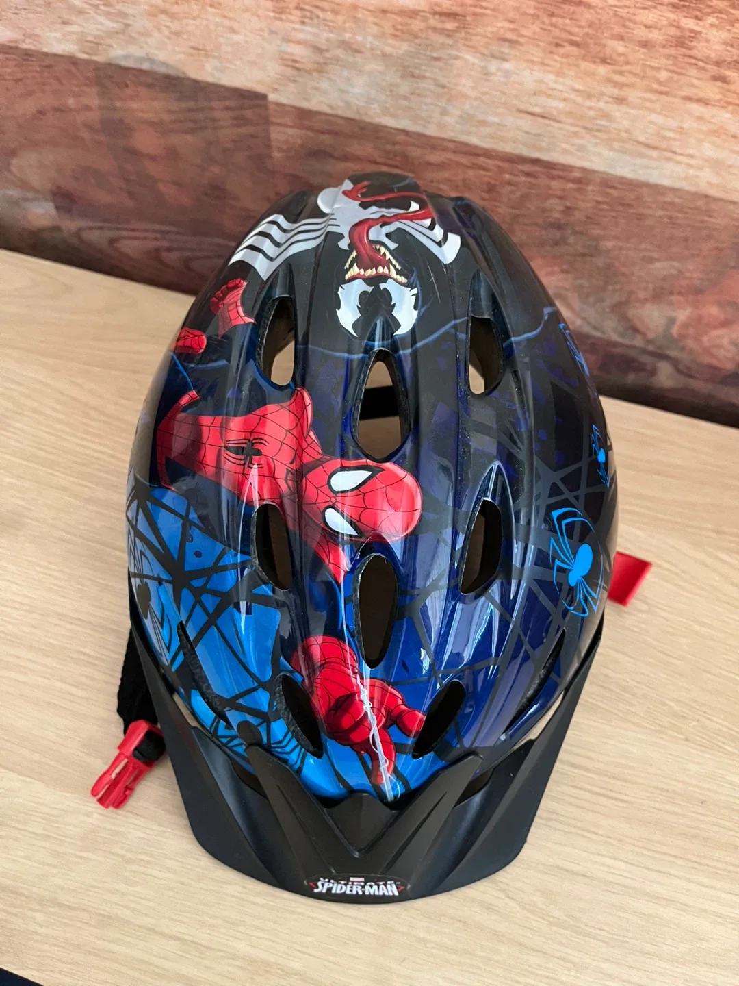 Like New ✅ Kids Bike Helmet (50-54cm) image indicator(2)