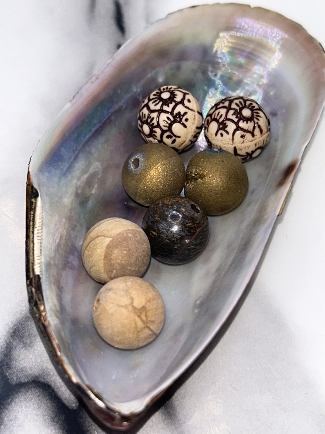 Assorted Colourful Beads - photo 2