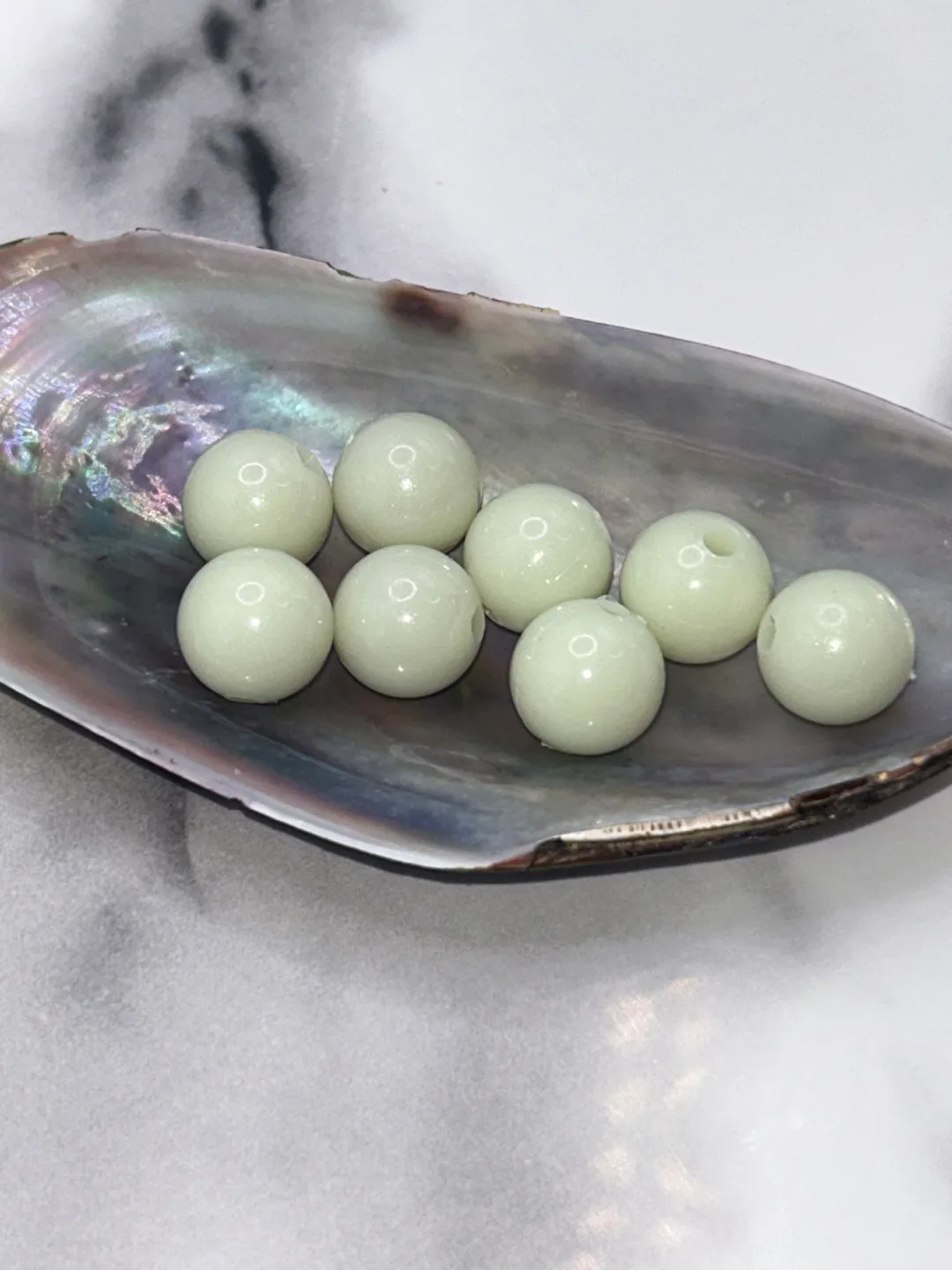 Assorted Colourful Beads image indicator(6)