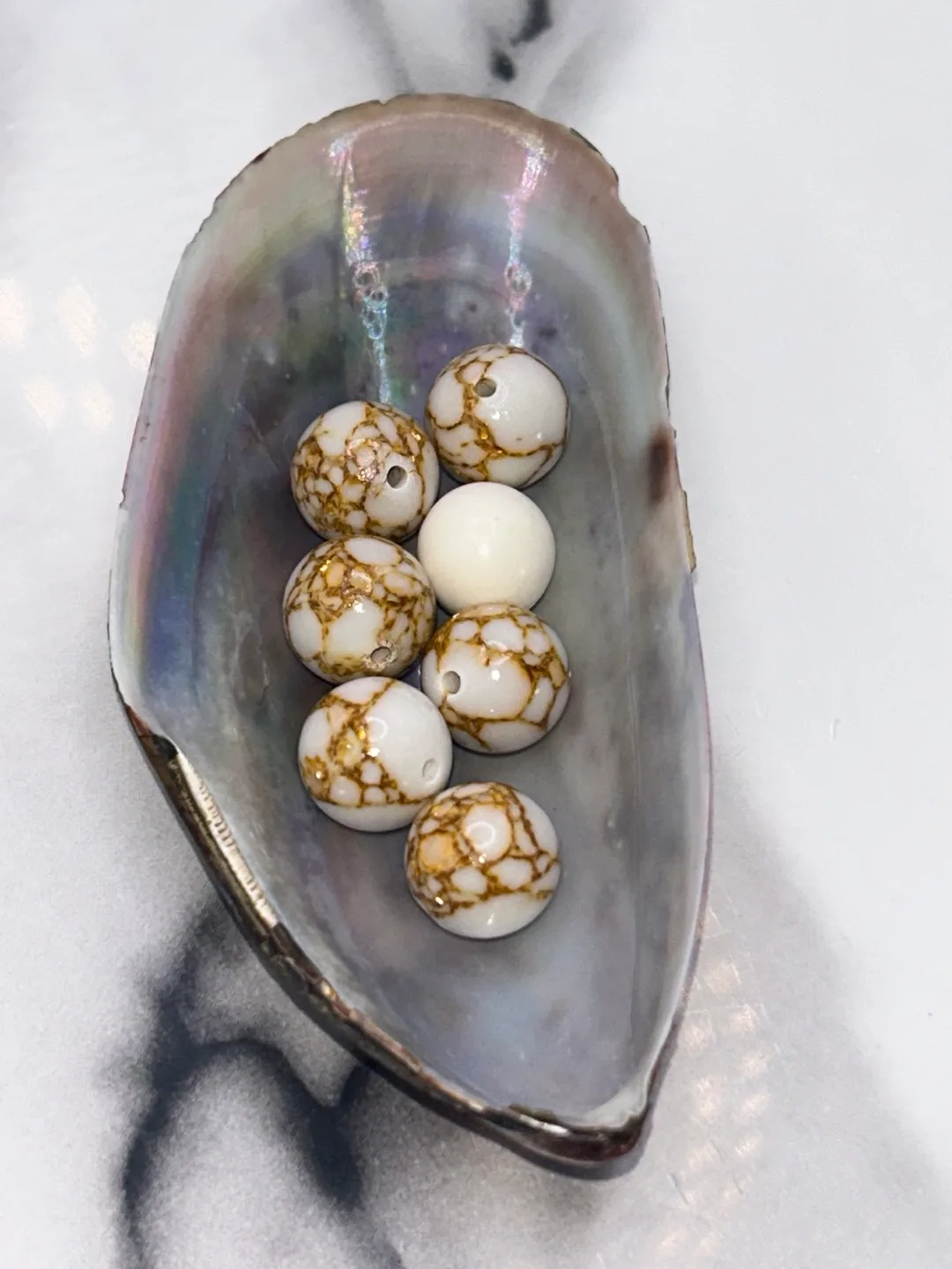 Assorted Craft Beads image indicator(6)