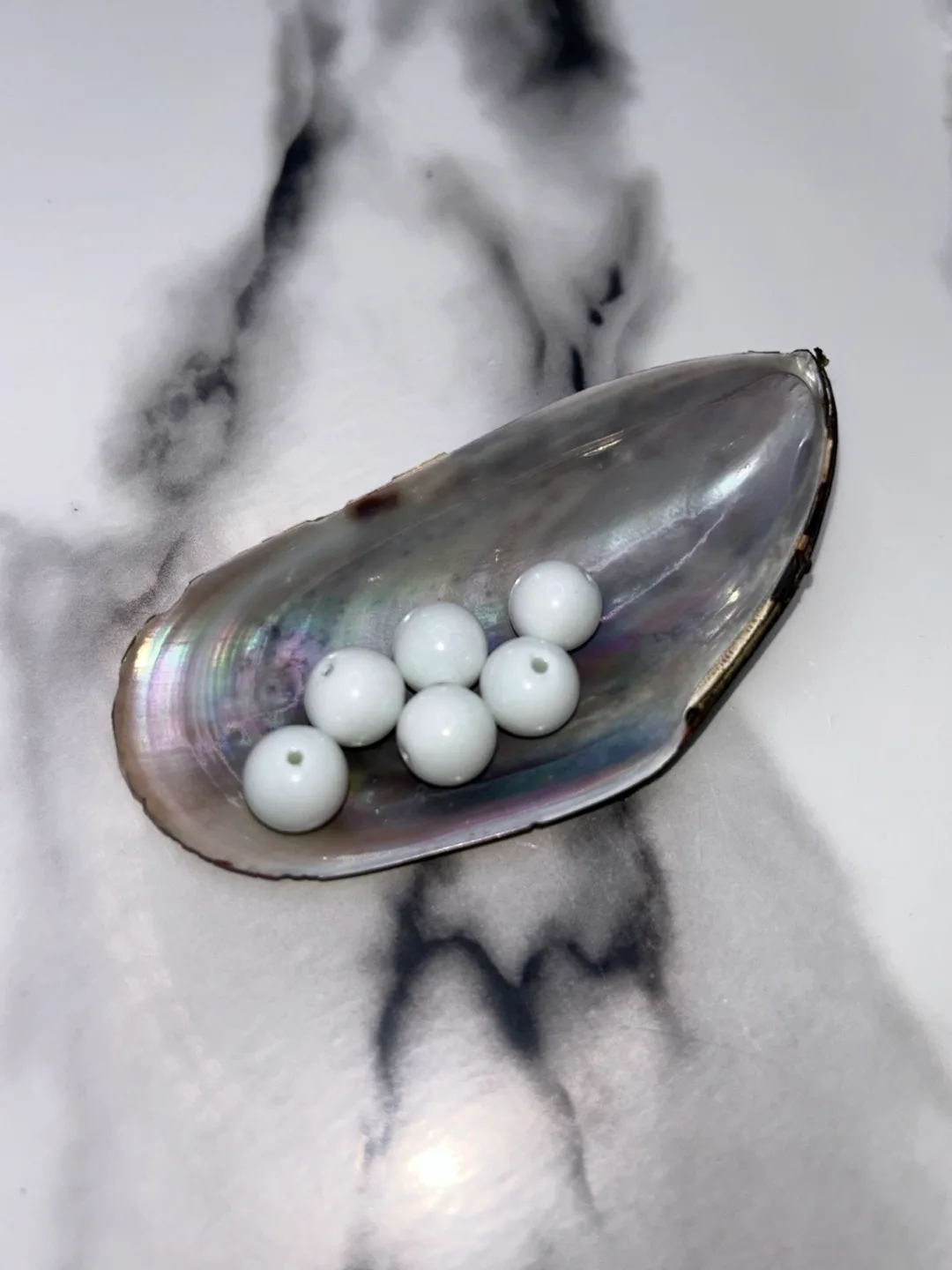 Assorted Craft Beads image indicator(3)