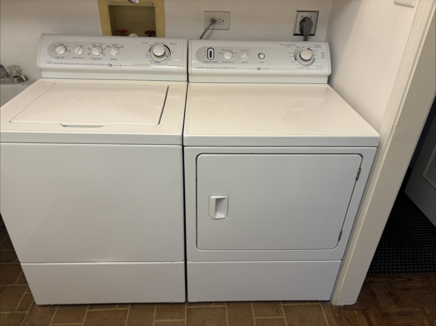 Maytag Washer and Dryer Set - White