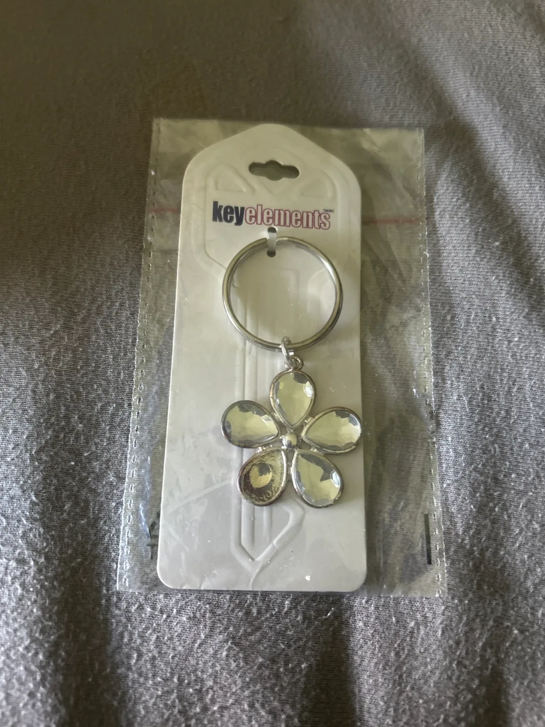 Key Elements Flower Keychain - New in Package thumbnail