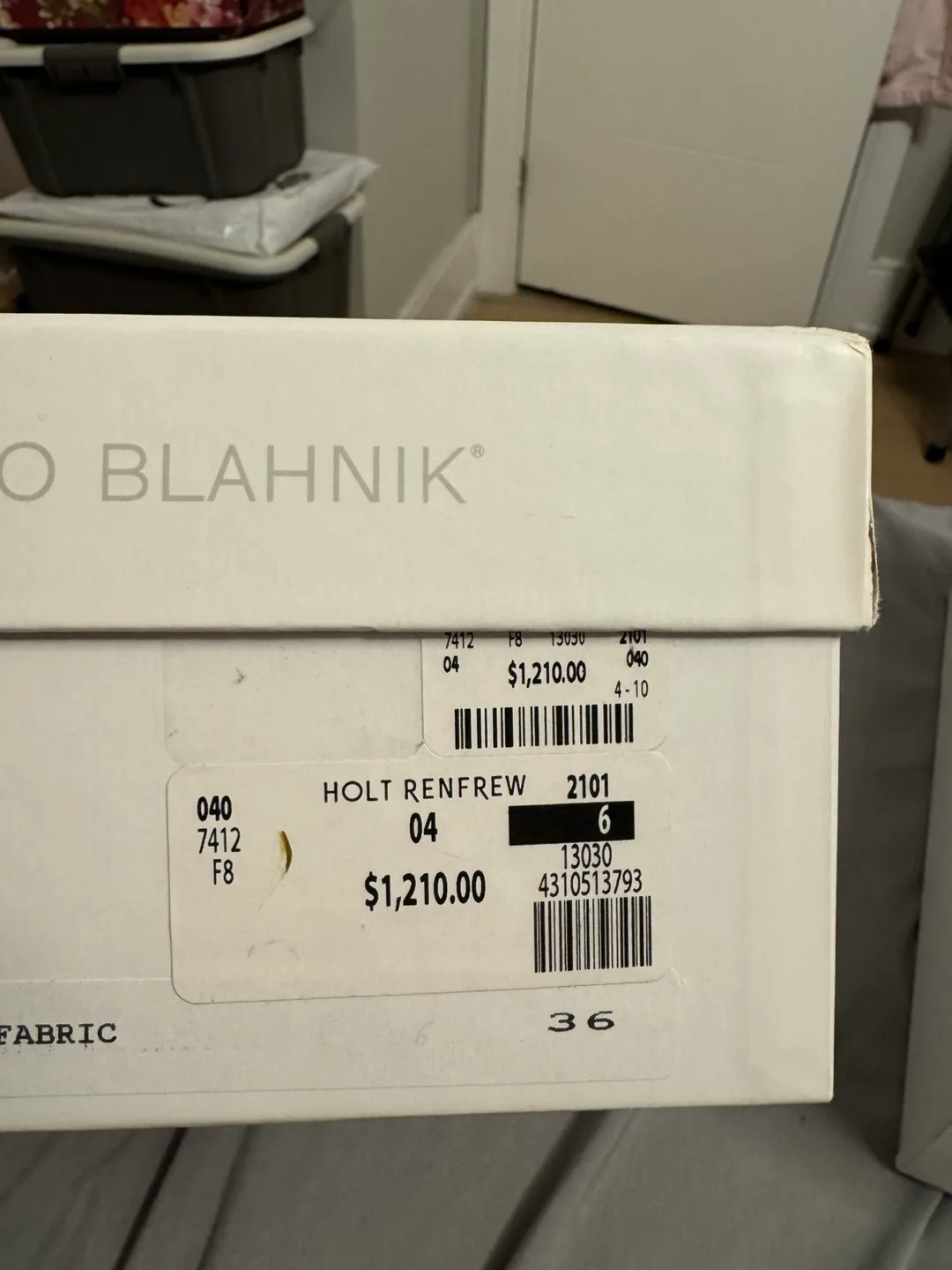 Manolo Blahnik Satin Hangisi Flats image indicator(4)