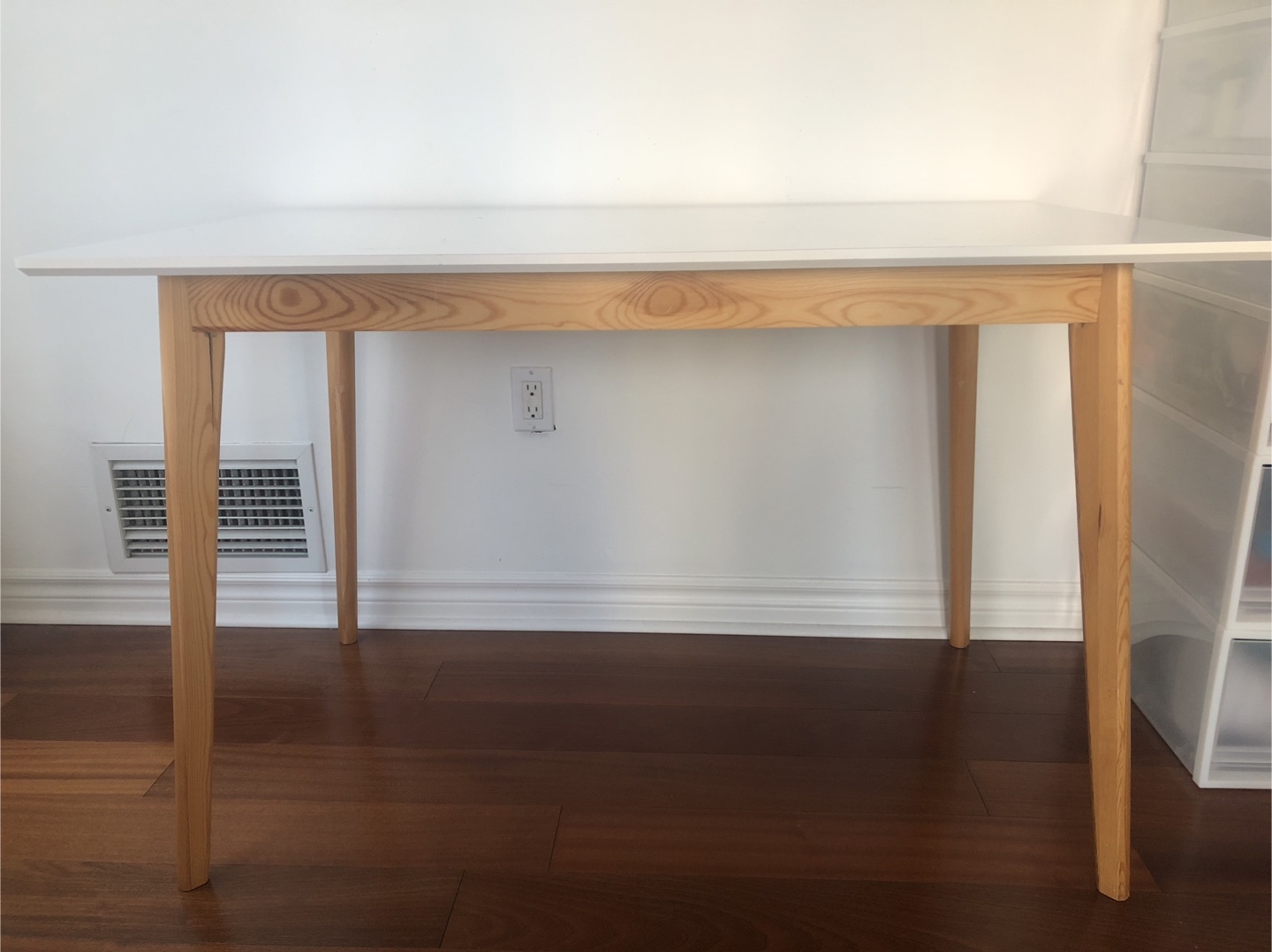 FREE Wooden dining table / desk - photo 2