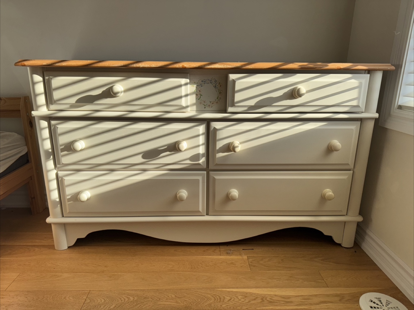 White 6-Drawer Dresser with Wood Top