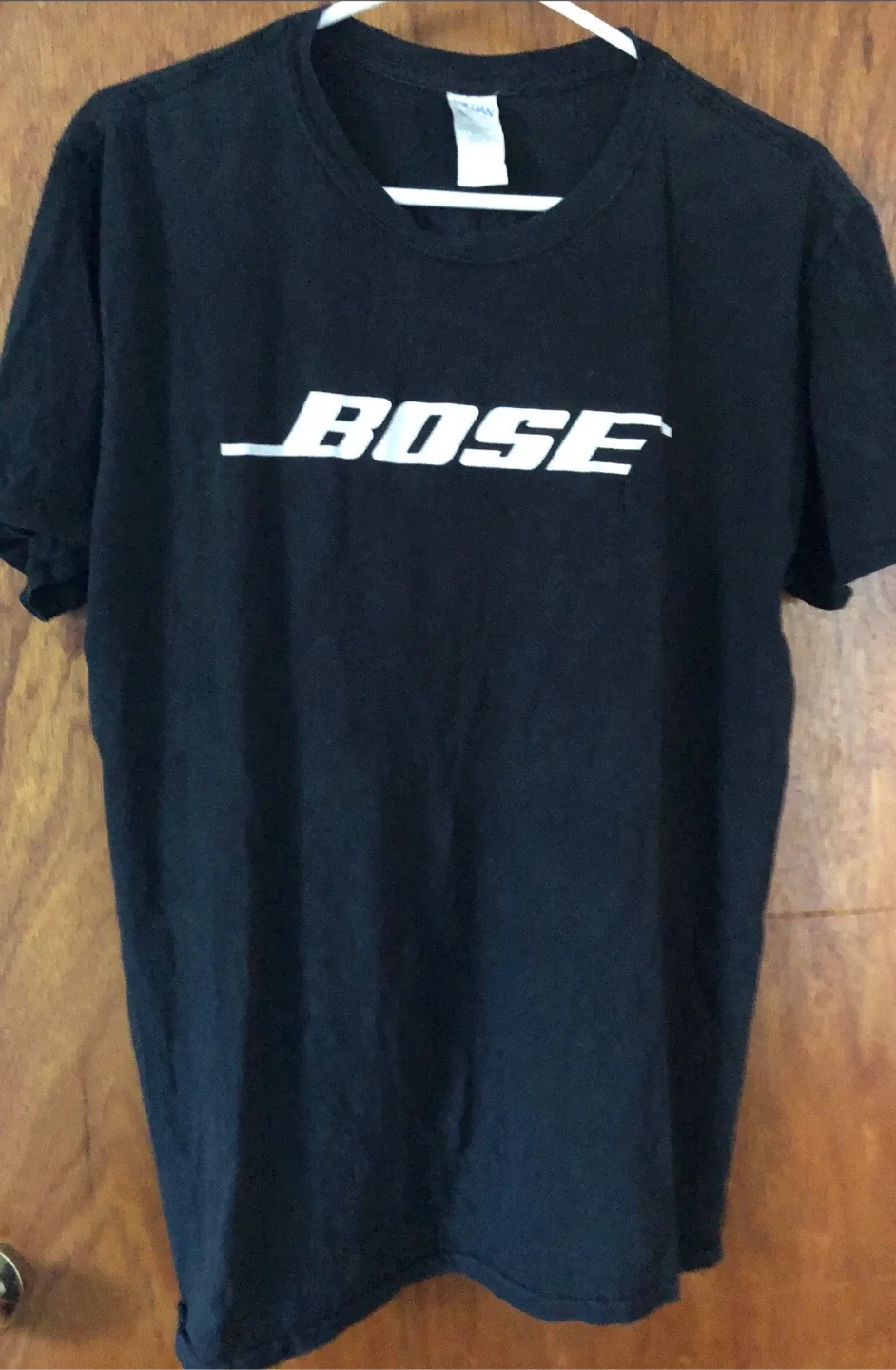 🆓Bose Gildan Black T-Shirt - Size L thumbnail