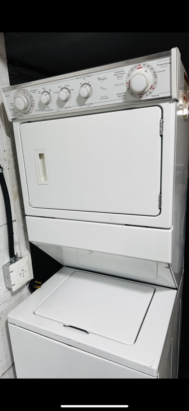Whirlpool Washer/Dryer Stackable Unit can deliver - photo 4