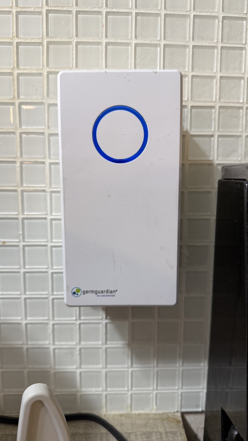 GermGuardian GG1100W UV-C Air Sanitizer & Odour Reducer