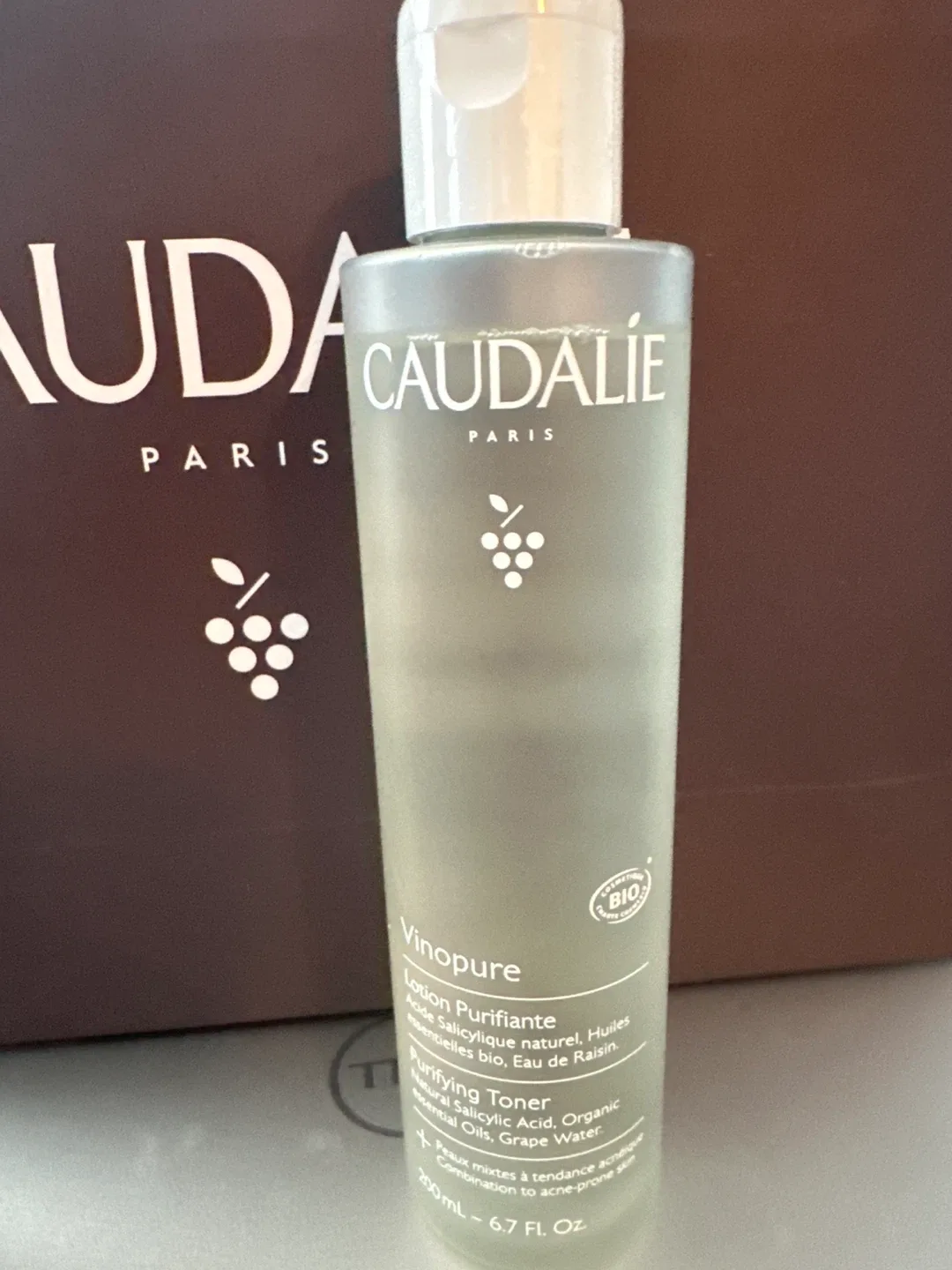 Caudalie Vinoclean, Vinopure, Vinoperfect cleansers and Toners image indicator(3)