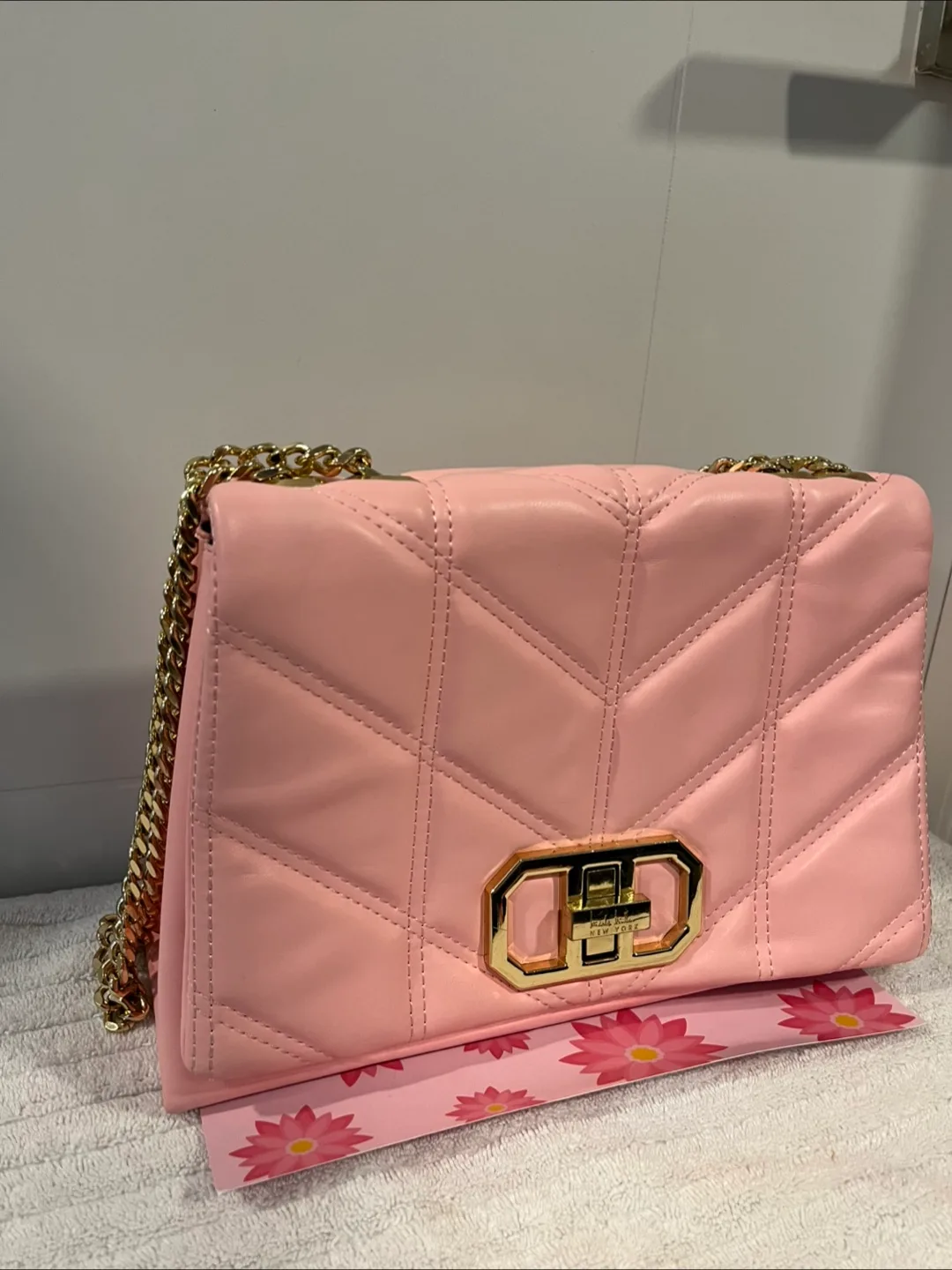 Nicole Miller purse image indicator(2)