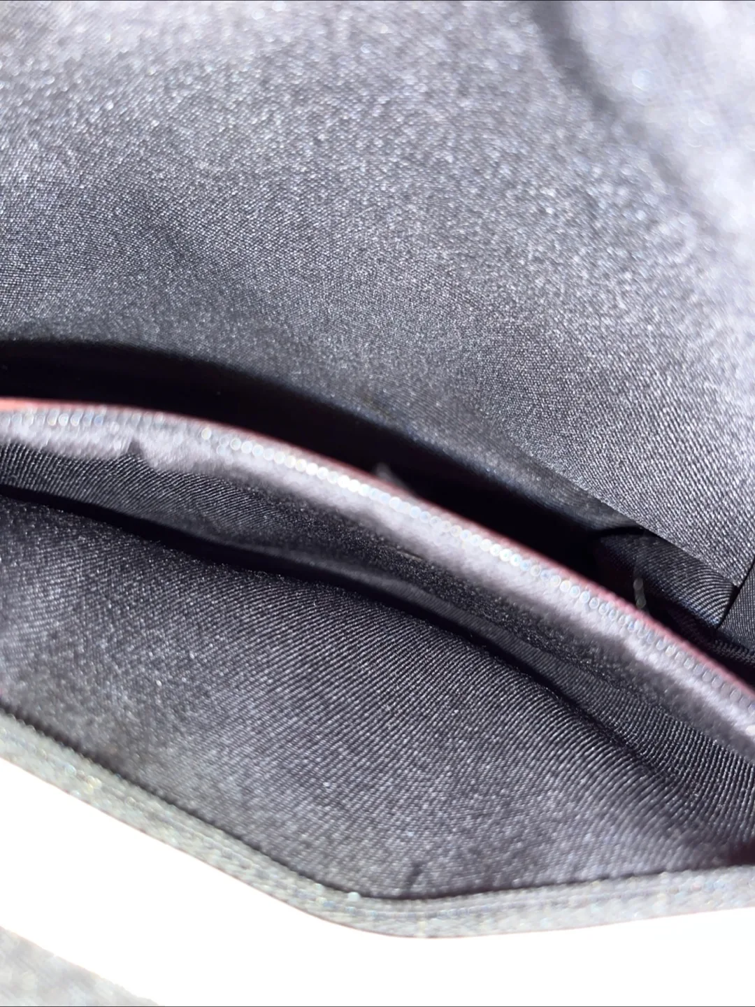 Nicole Miller purse image indicator(8)