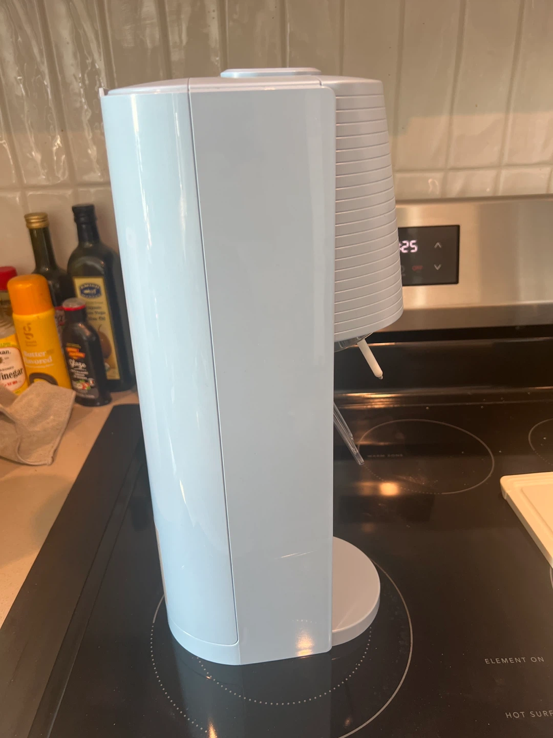 Must go by Friday 29th! SodaStream Terra with 3 CO2 Cylinders - photo 2