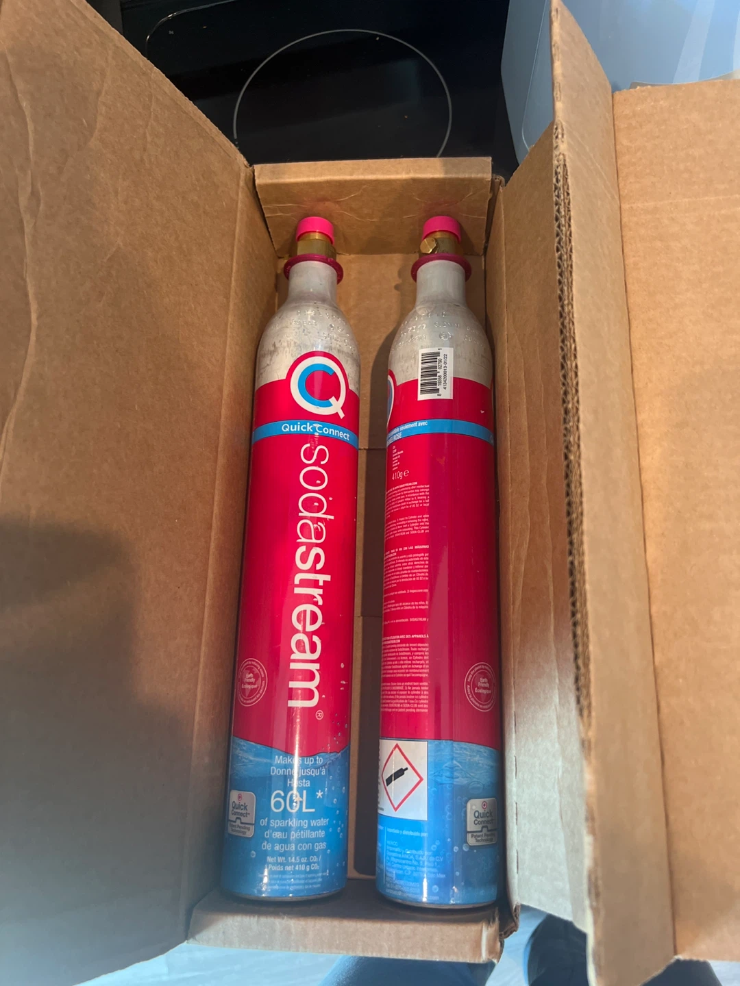 Must go by Friday 29th! SodaStream Terra with 3 CO2 Cylinders - photo 4