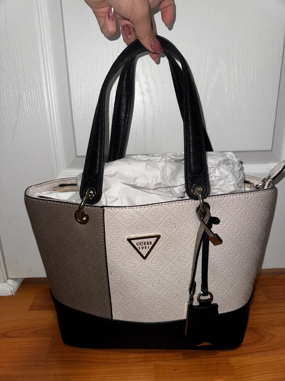 Guess Tote Bag - Black, White and Grey - photo 2