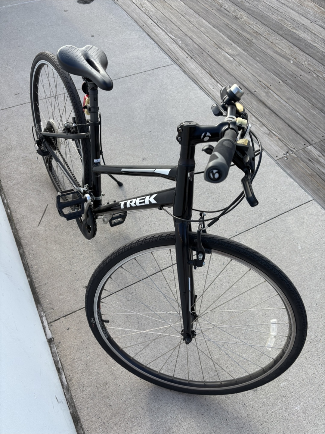Trek Black Hybrid Women’s Bike - photo 3