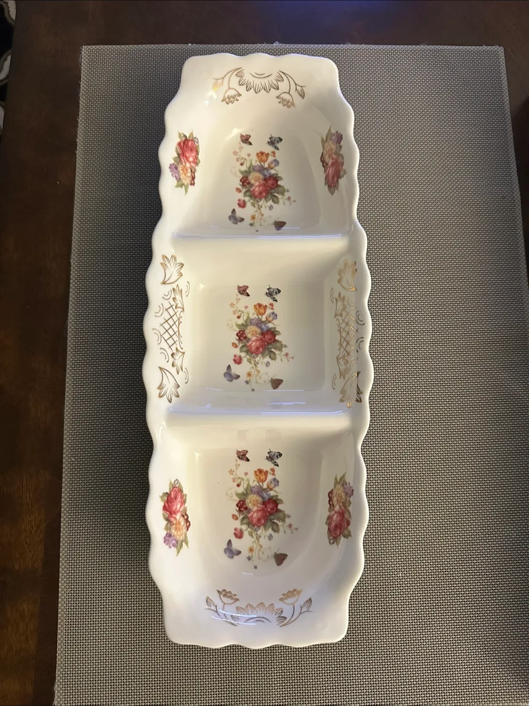 Floral Porcelain 3-Tier Serving Dish thumbnail