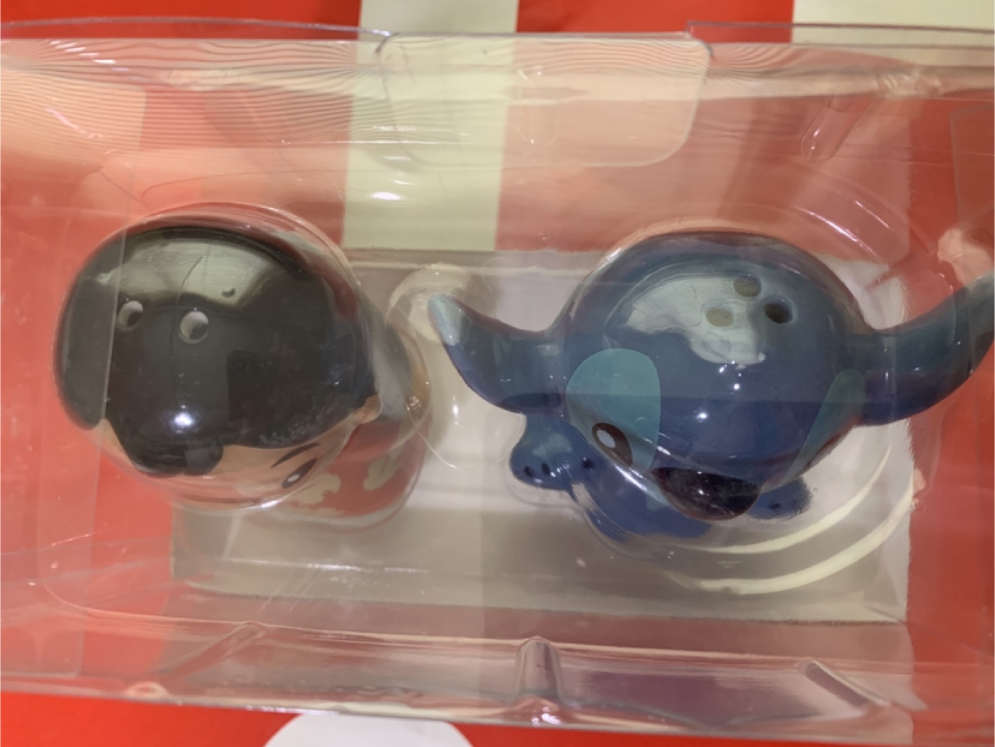 Disney Stitch Ceramic Salt & Pepper Shaker Set - New! - photo 3