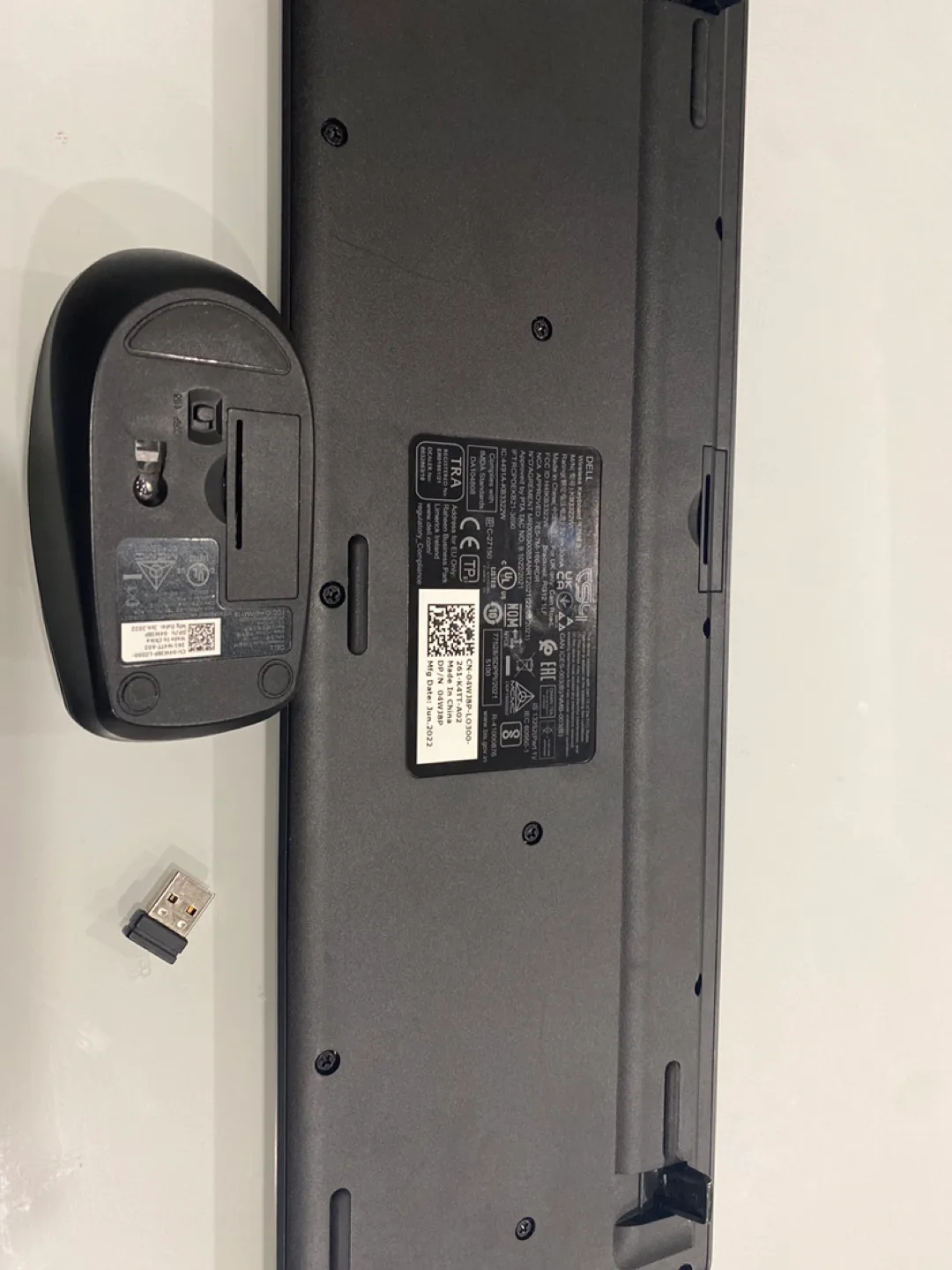 Dell Wireless Keyboard and Mouse Combo image indicator(4)