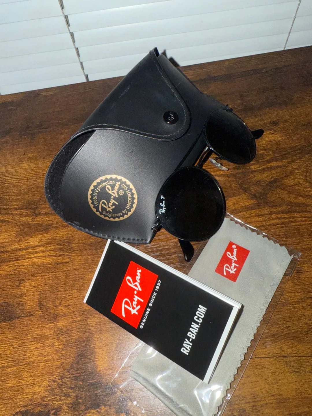 New Ray-Ban Round Metal women’s Sunglasses - Black thumbnail