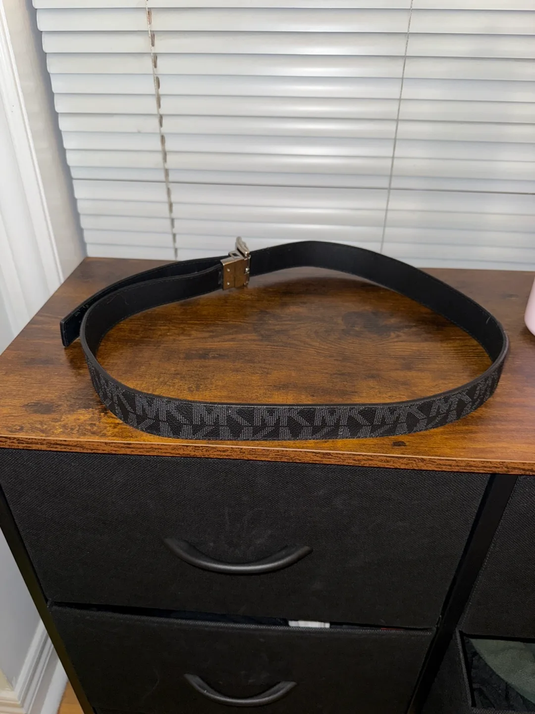 Michael Kors Reversible Belt image indicator(4)