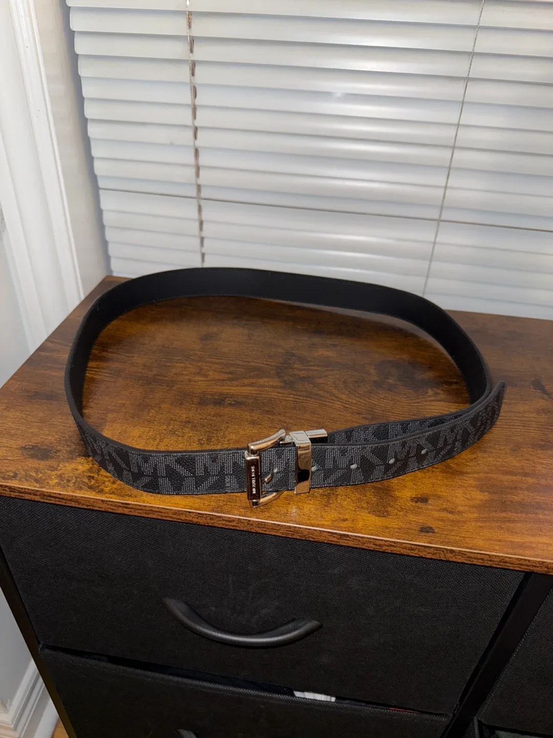 Michael Kors Reversible Belt image indicator(8)