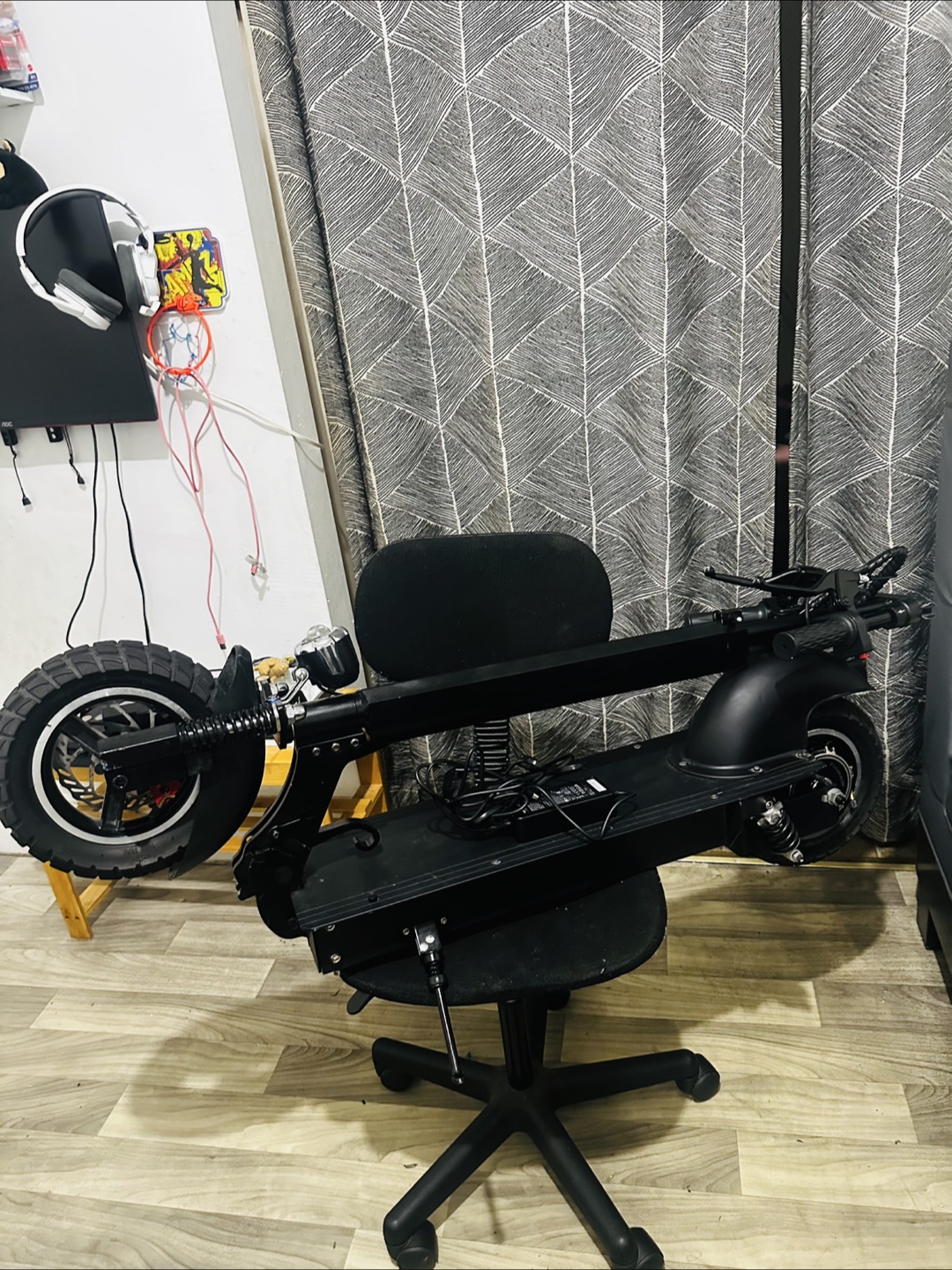 Electric Scooter - photo 3