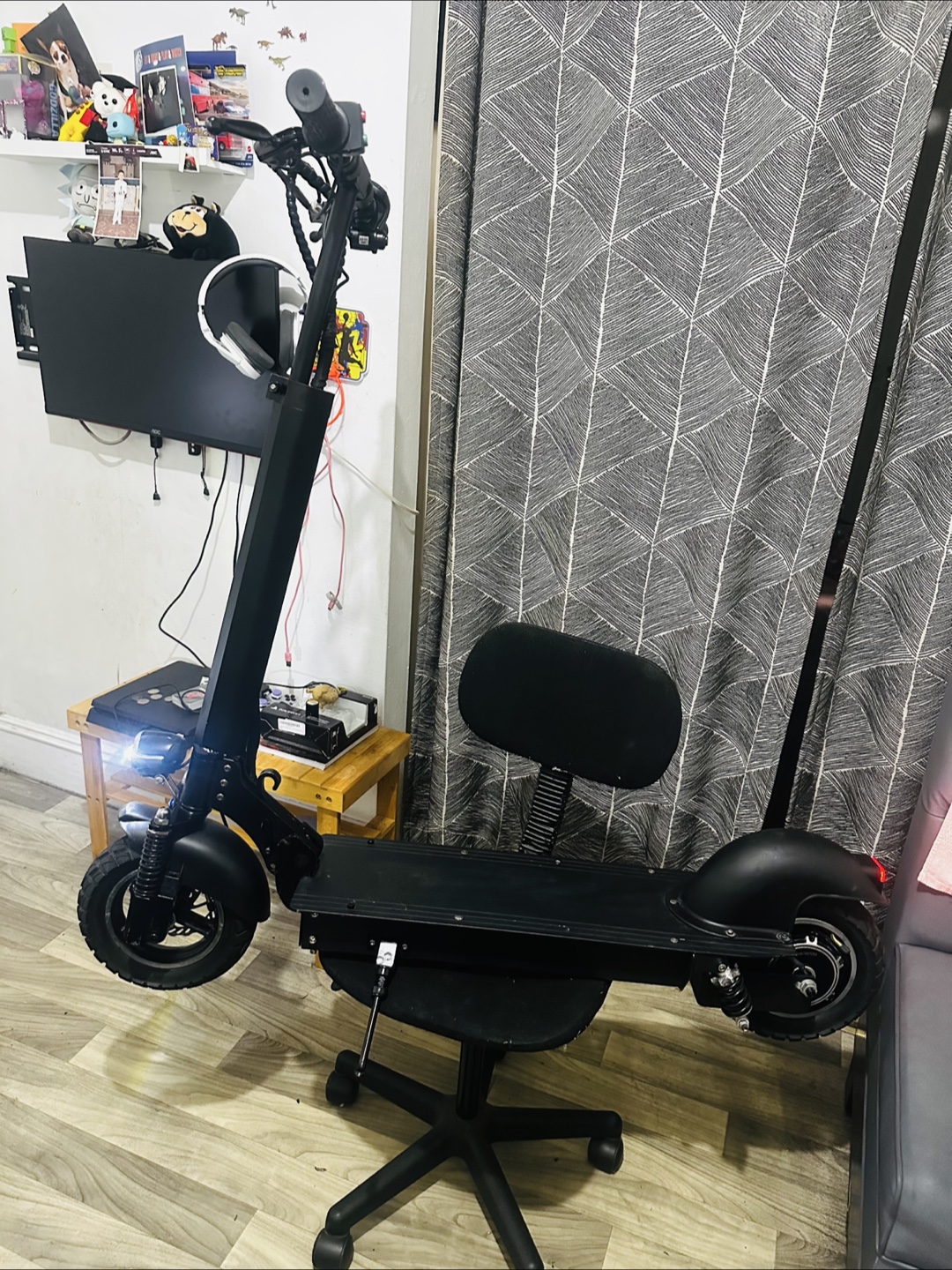 Electric Scooter - photo 2
