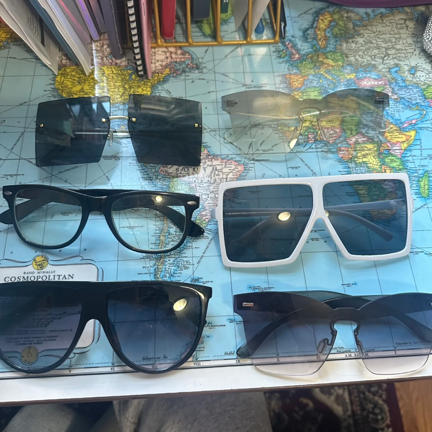 Sunglasses 13 pcs thumbnail