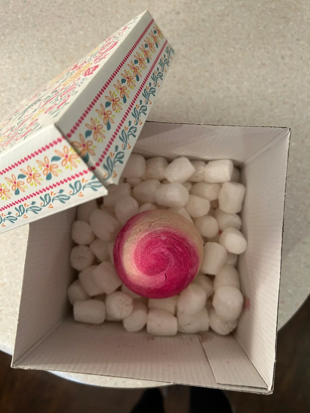 FREE: Lush The Comforter Bubble Bar image indicator(5)