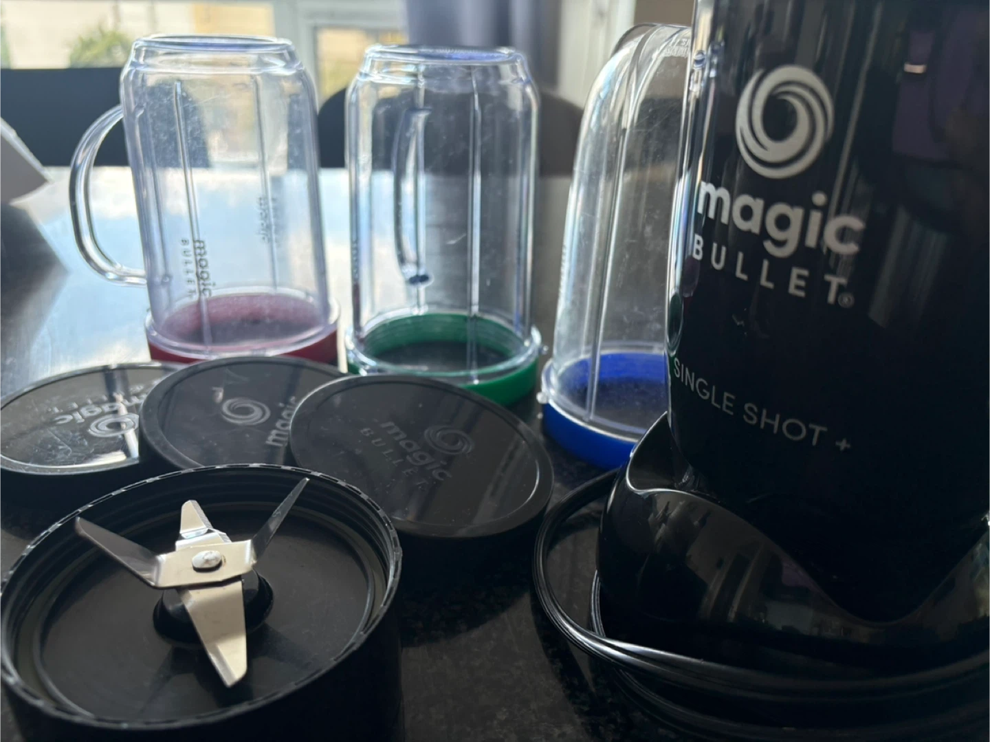 Moving sale! Magic Bullet Single Shot Blender - photo 4