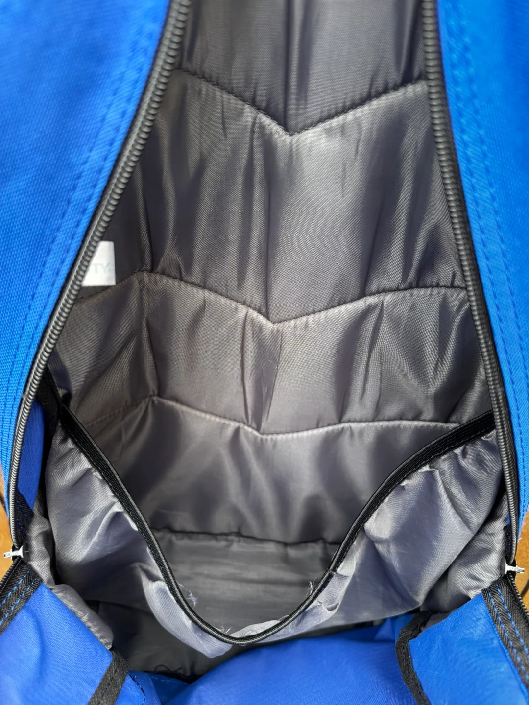 Blue Backpack image indicator(3)