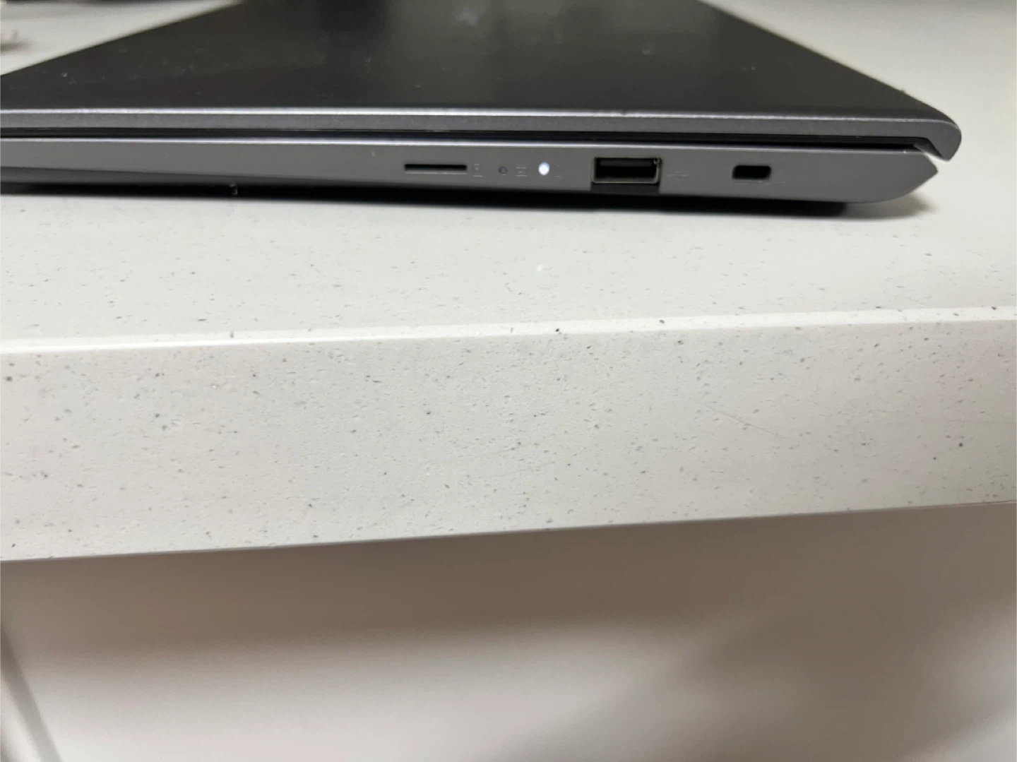 Asus X412D 14 inch Ryzen 3 Laptop - photo 3