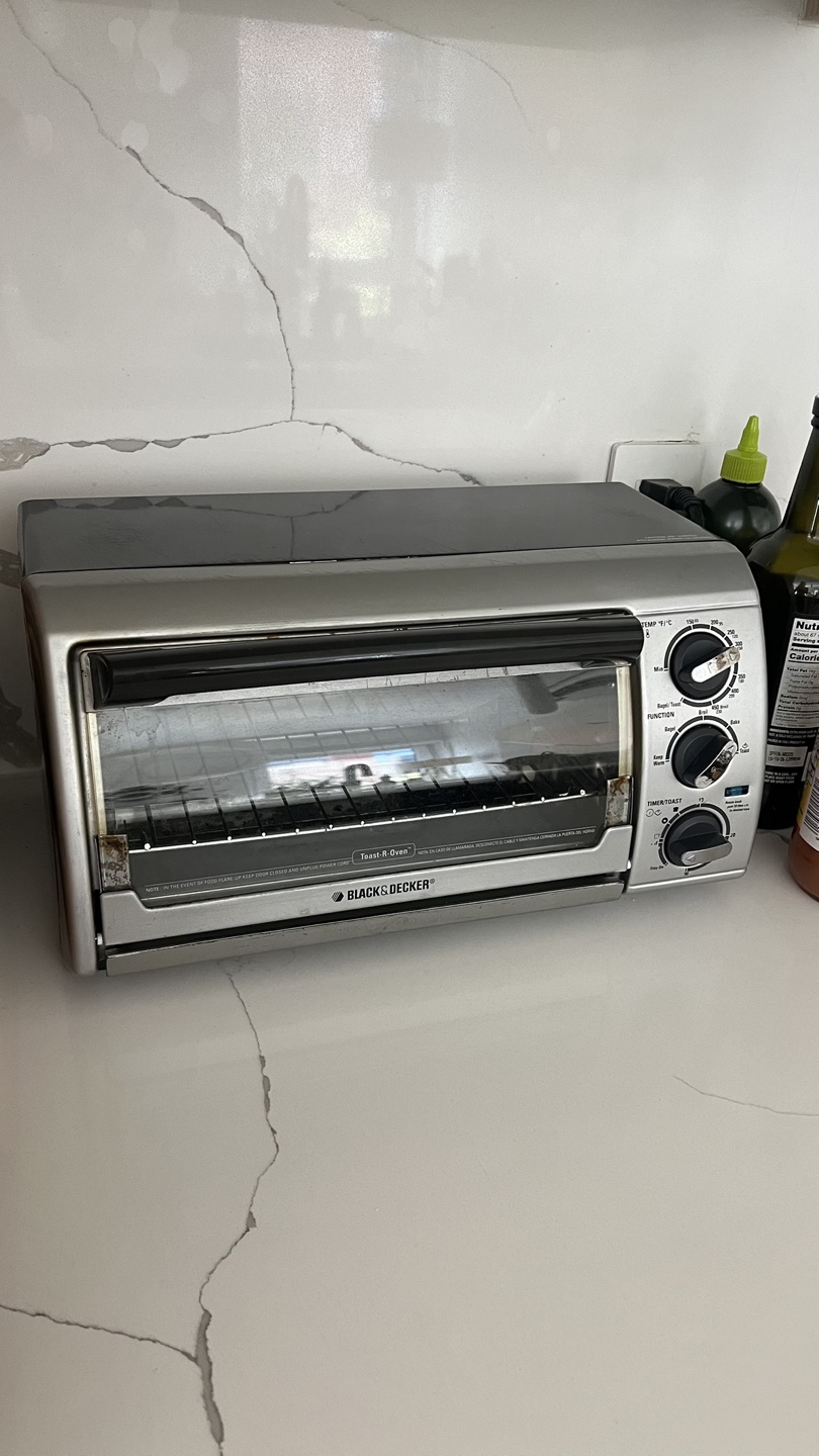 Black+Decker Toast-R-Oven Toaster Oven