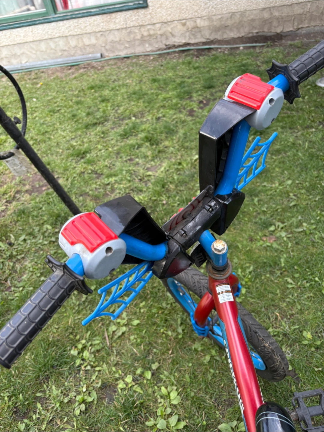 Kid’s Spiderman Bike - photo 4