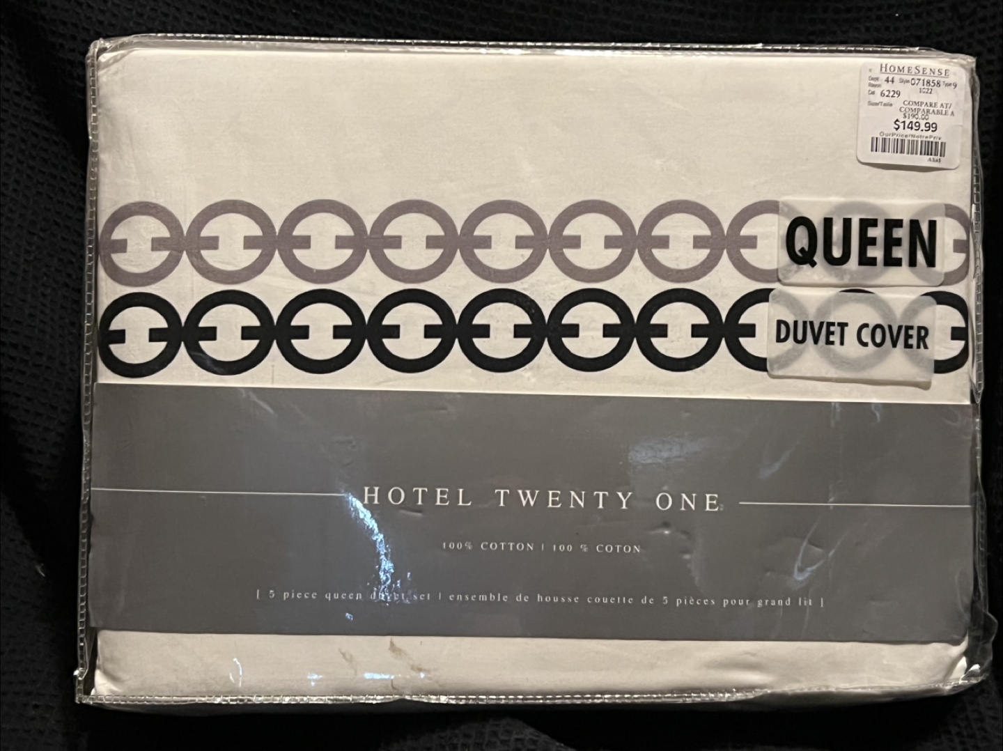 Brand New Never Used Hotel Twenty One Queen Duvet Cover Set