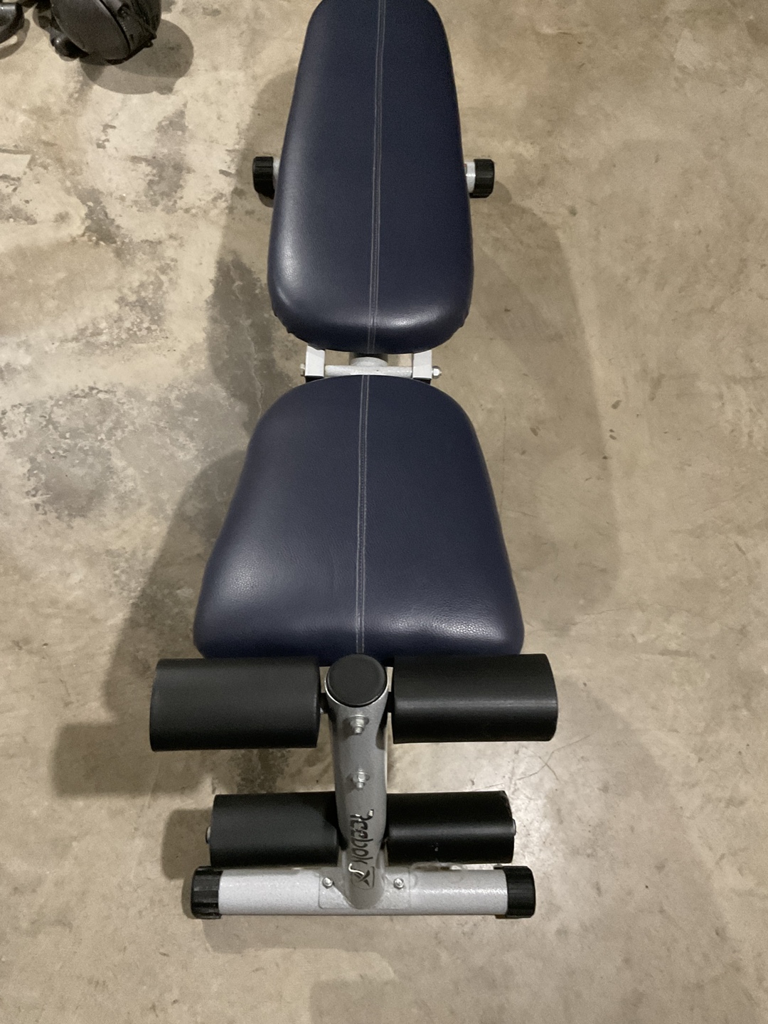 Adjustable Weight Bench
