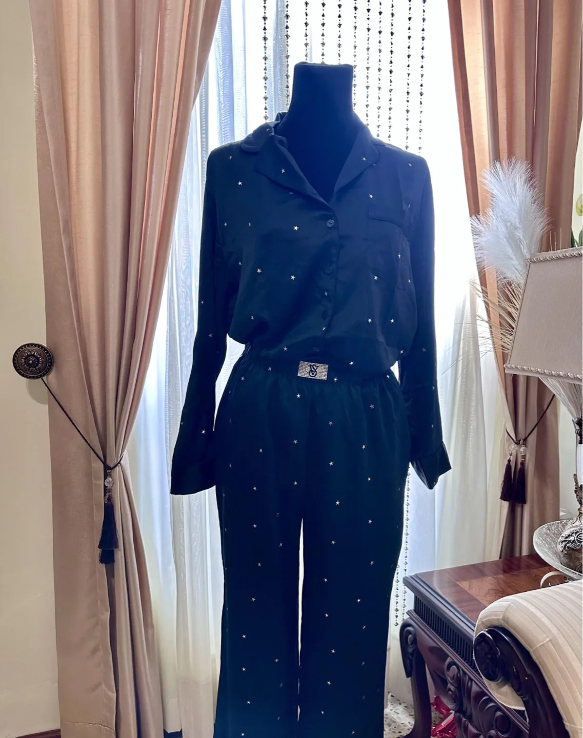 Victoria's Secret Black Star Pajama Set XL/TG image indicator(4)