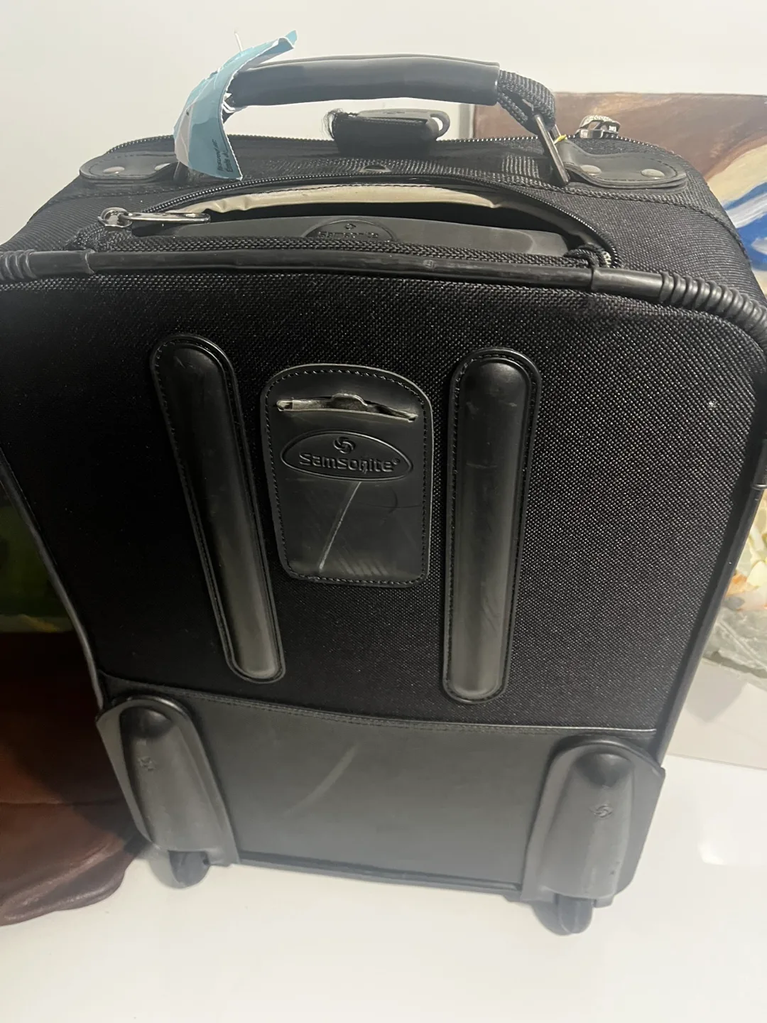Samsonite Black Rolling Carry-On Luggage image indicator(3)