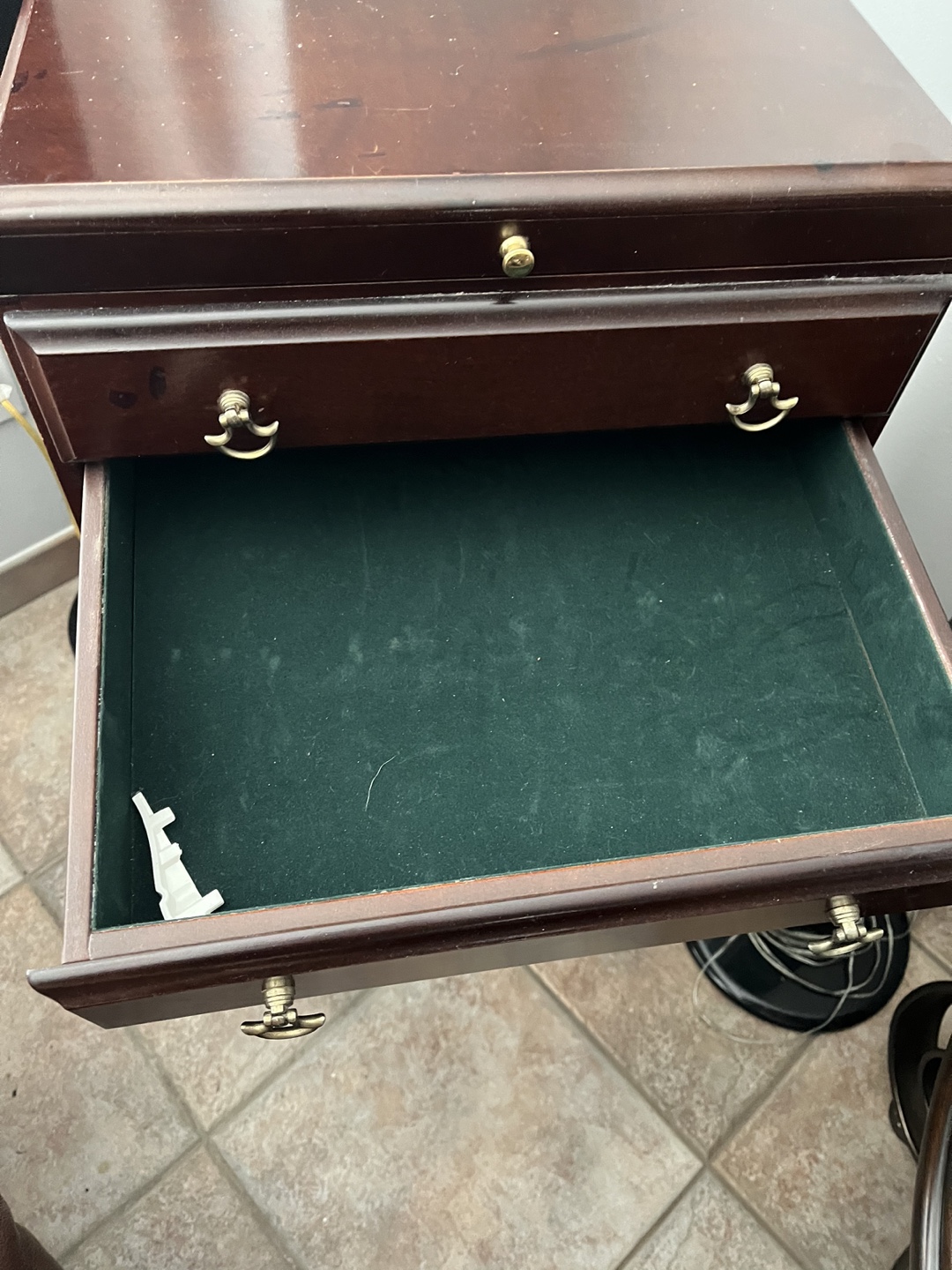 Cutlery Chest - photo 3