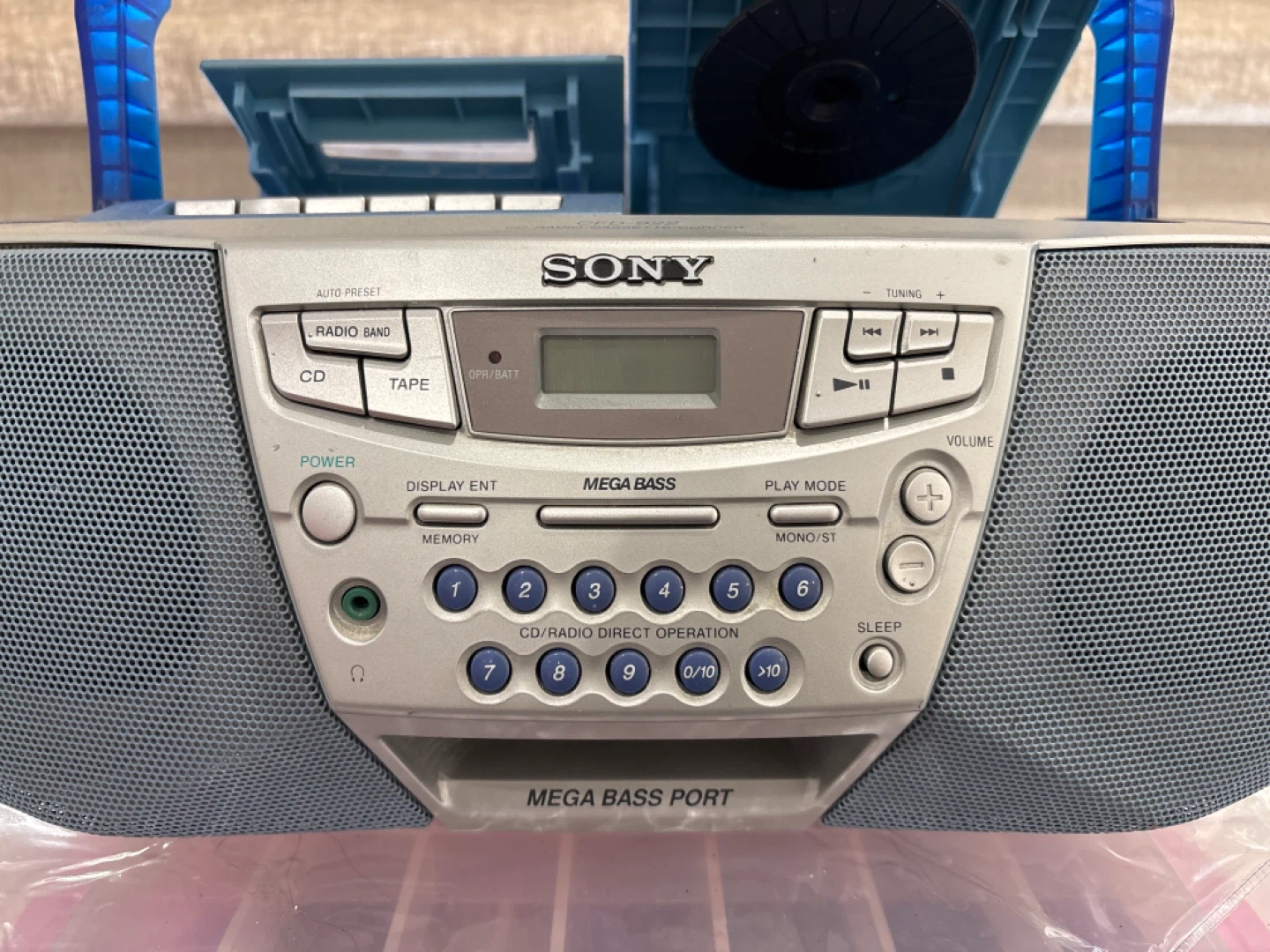 Sony CFD-922 CD Radio Cassette-Corder
