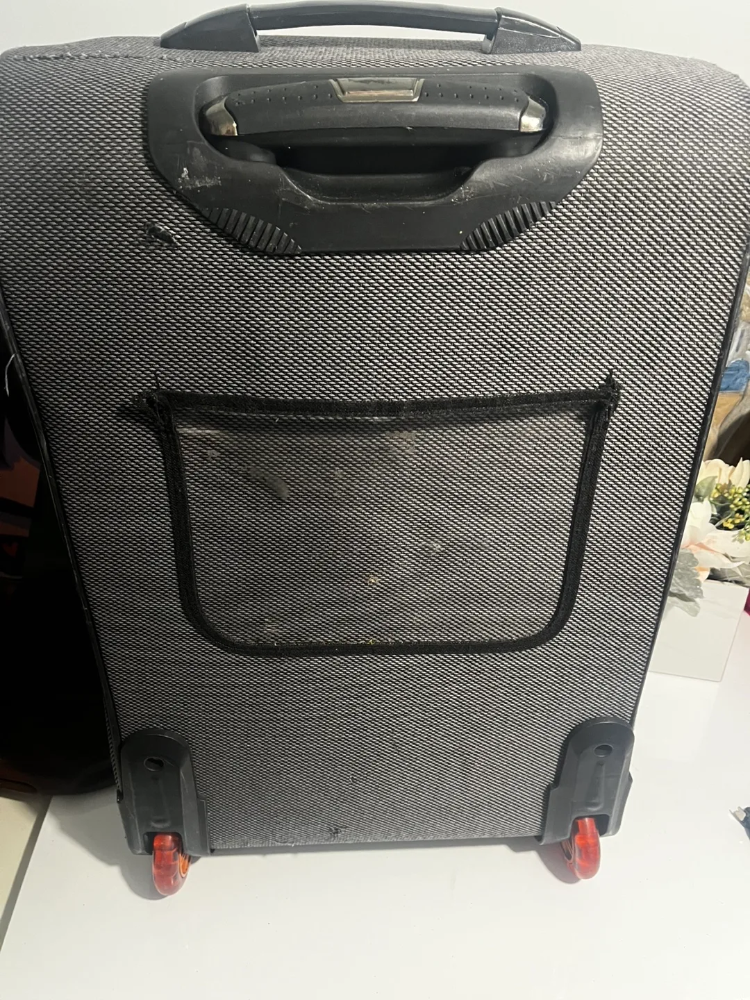 Summit Rolling Suitcase - 21 inch image indicator(7)