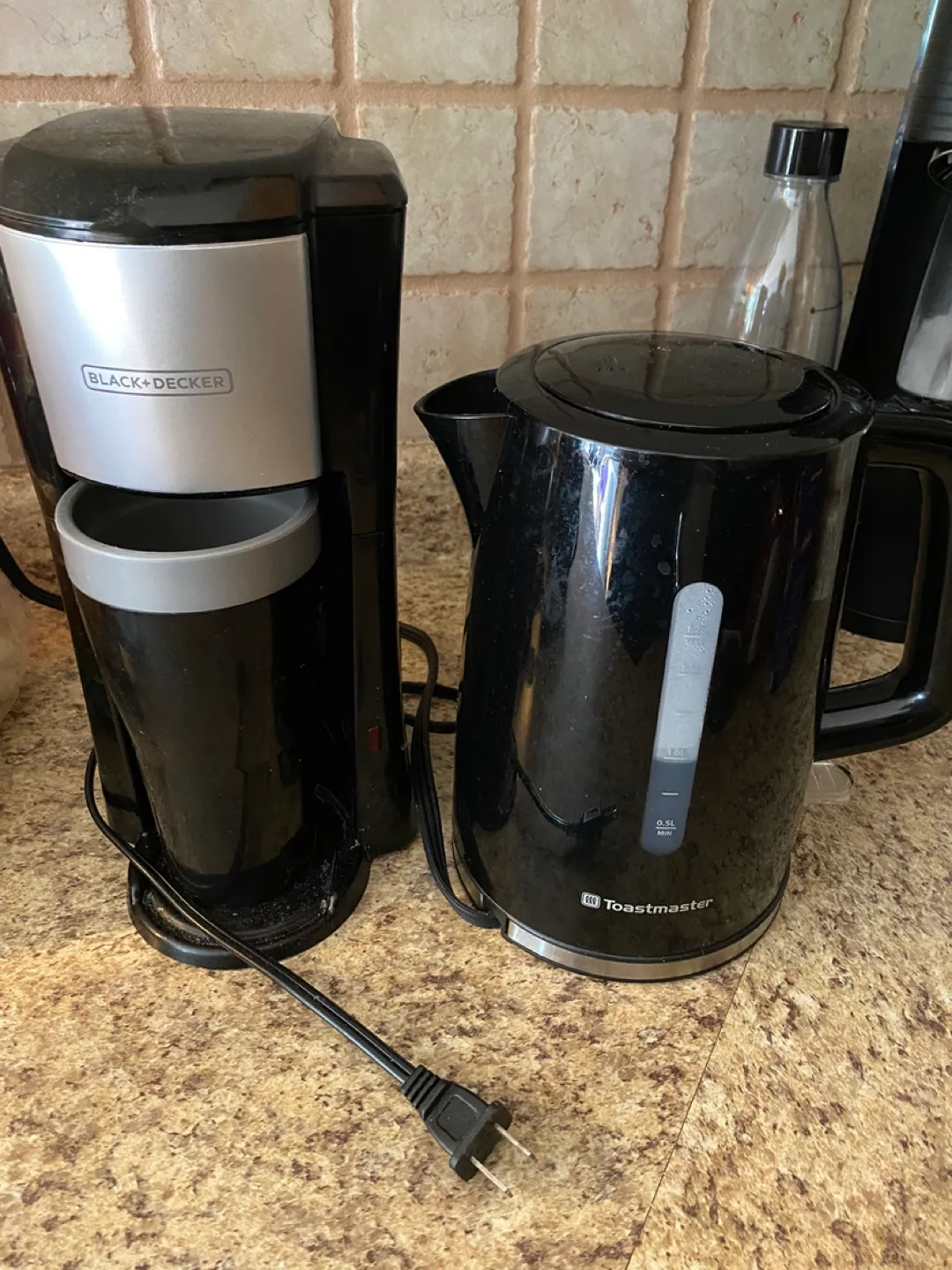 Black+Decker Coffee Maker & Toastmaster Kettle thumbnail