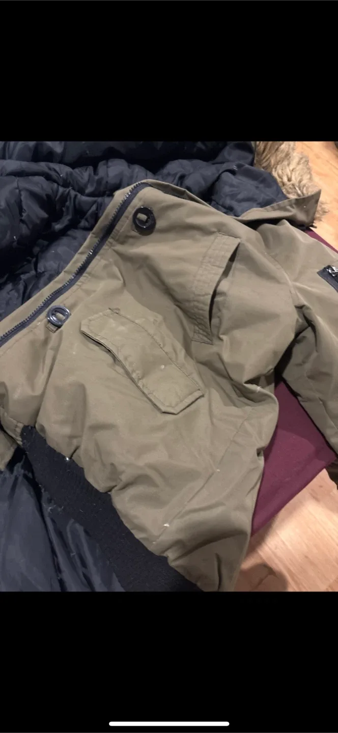 Canada Weather Gear Jacket - Size S image indicator(2)