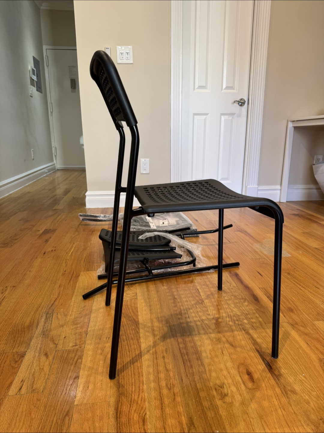IKEA ADDE Black Chair - Like New! - photo 3