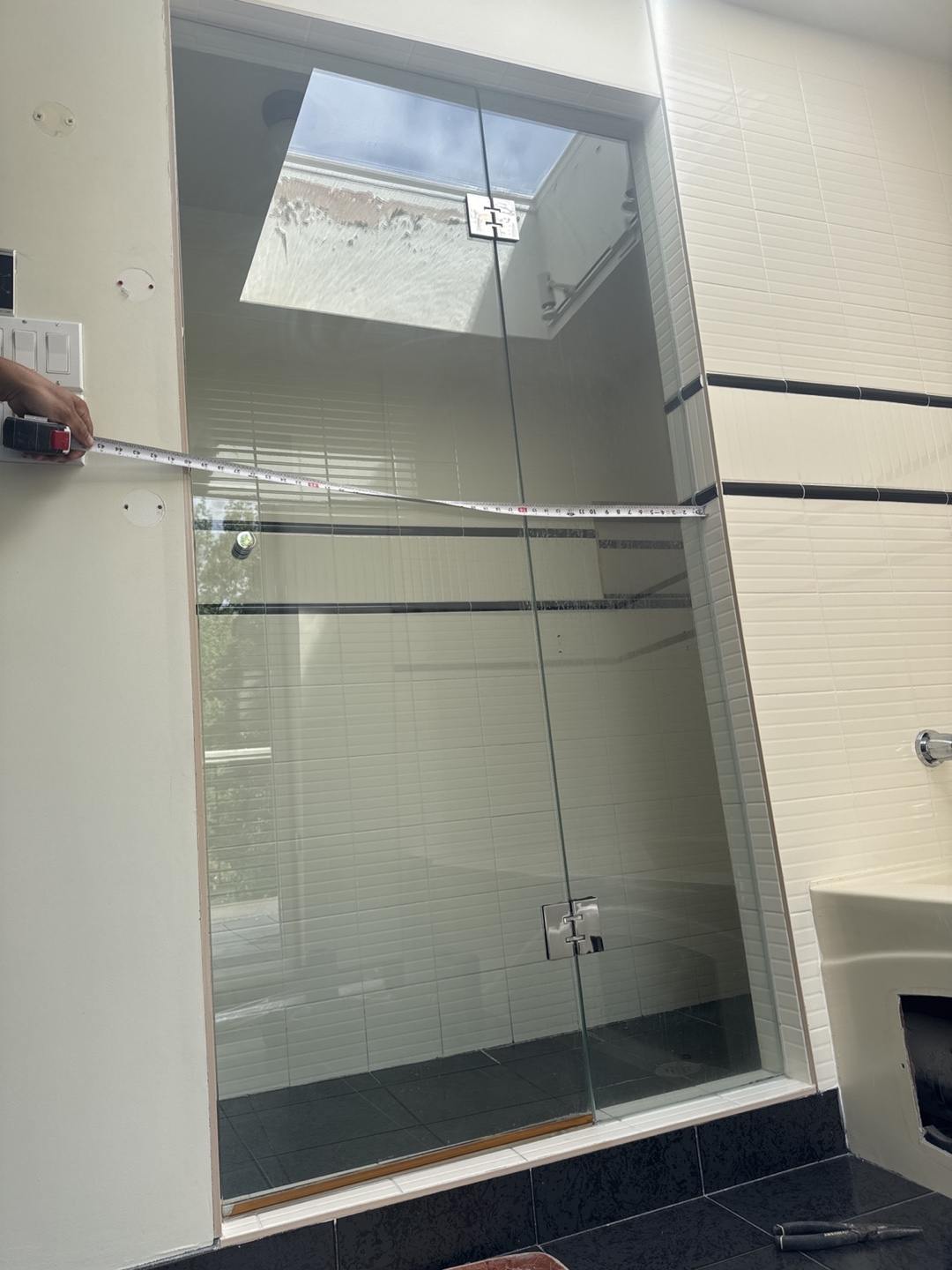 Custom Shower Door (40”x78.5”)