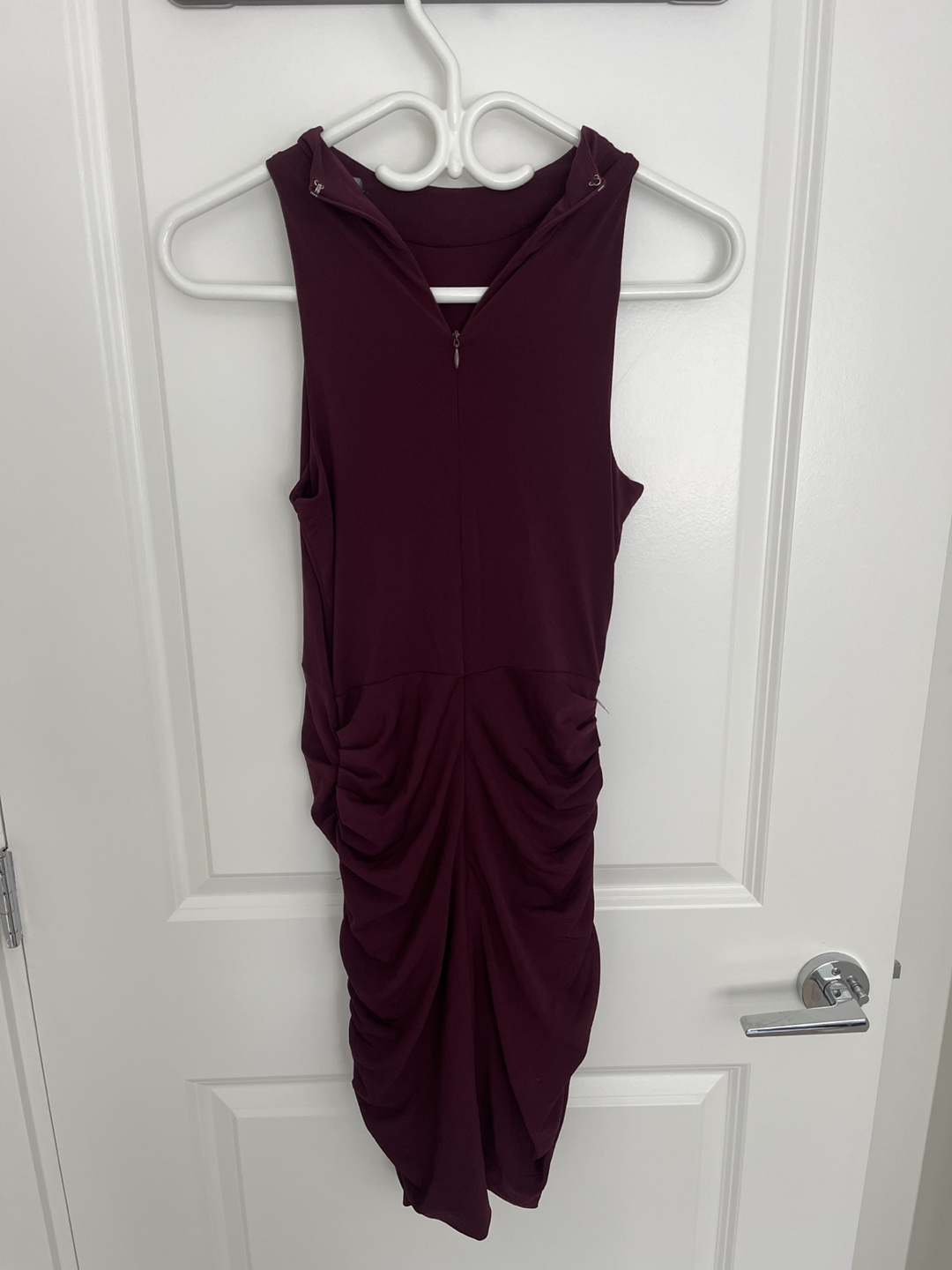 Le Chateau Burgundy Dress - Size TTP/XXS - photo 2