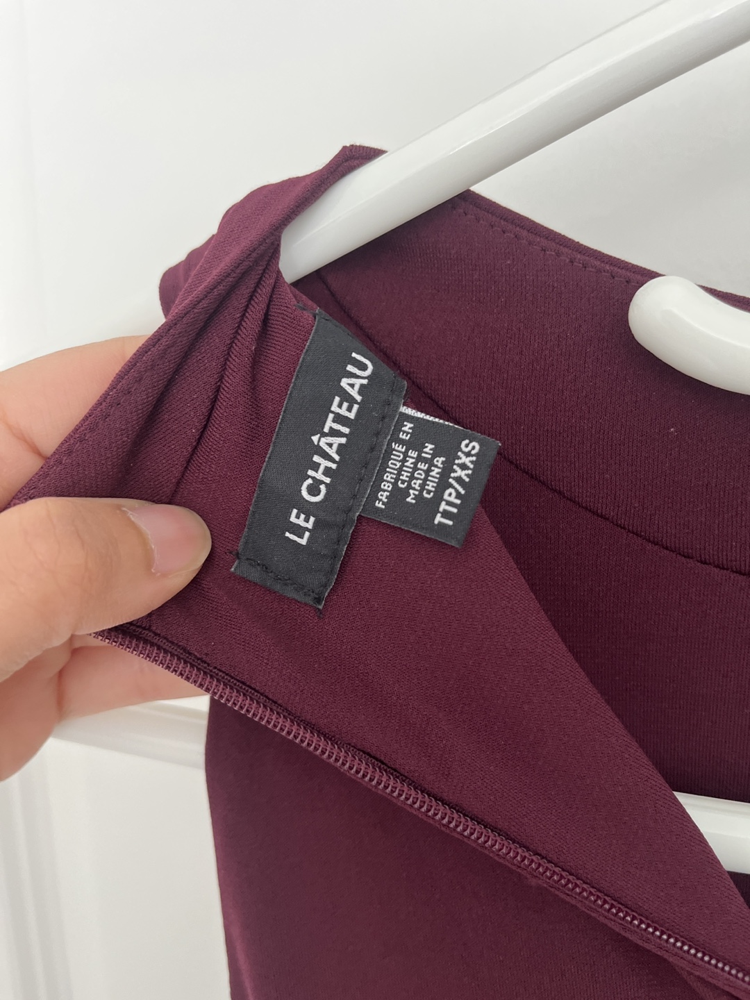 Le Chateau Burgundy Dress - Size TTP/XXS - photo 3
