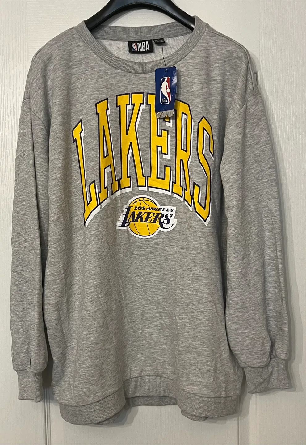 NBA Los Angeles Lakers Sweatshirt • Men’s Size L thumbnail